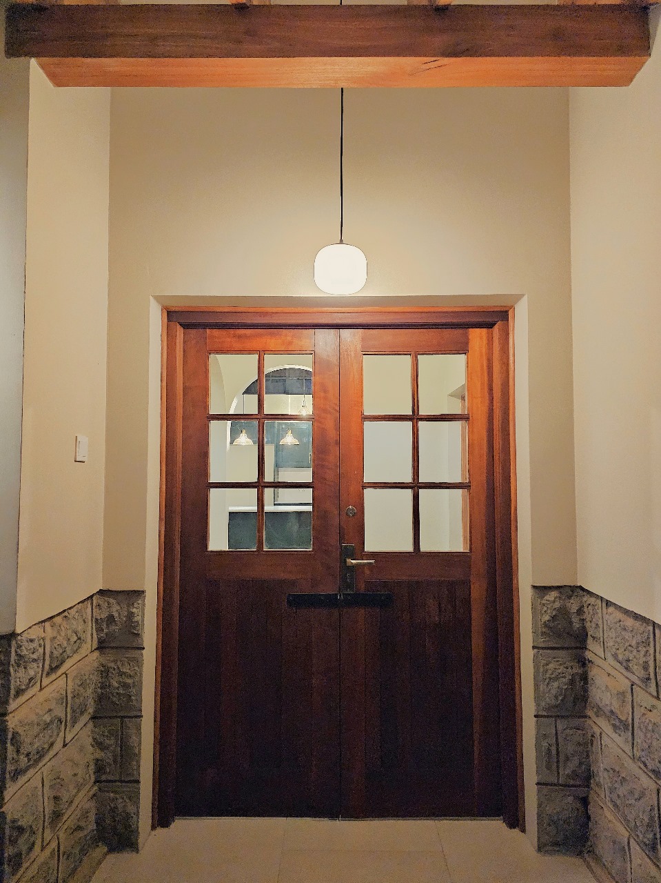 renting--Bungalow_Address-Lavington__Nairobi__Kenya_price-520000_Beds-4_Baths-3-165-9
