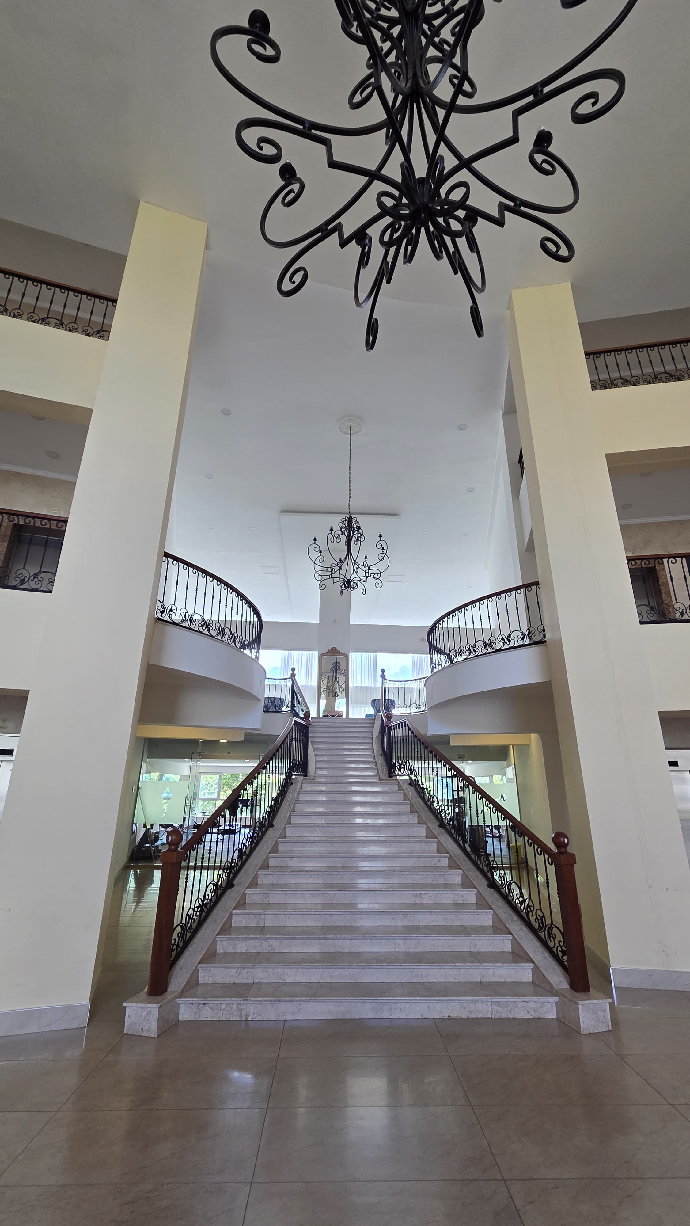 renting--Apartment_Address-Parklands__Nairobi__Kenya_price-205000_Beds-2_Baths-2-128-10