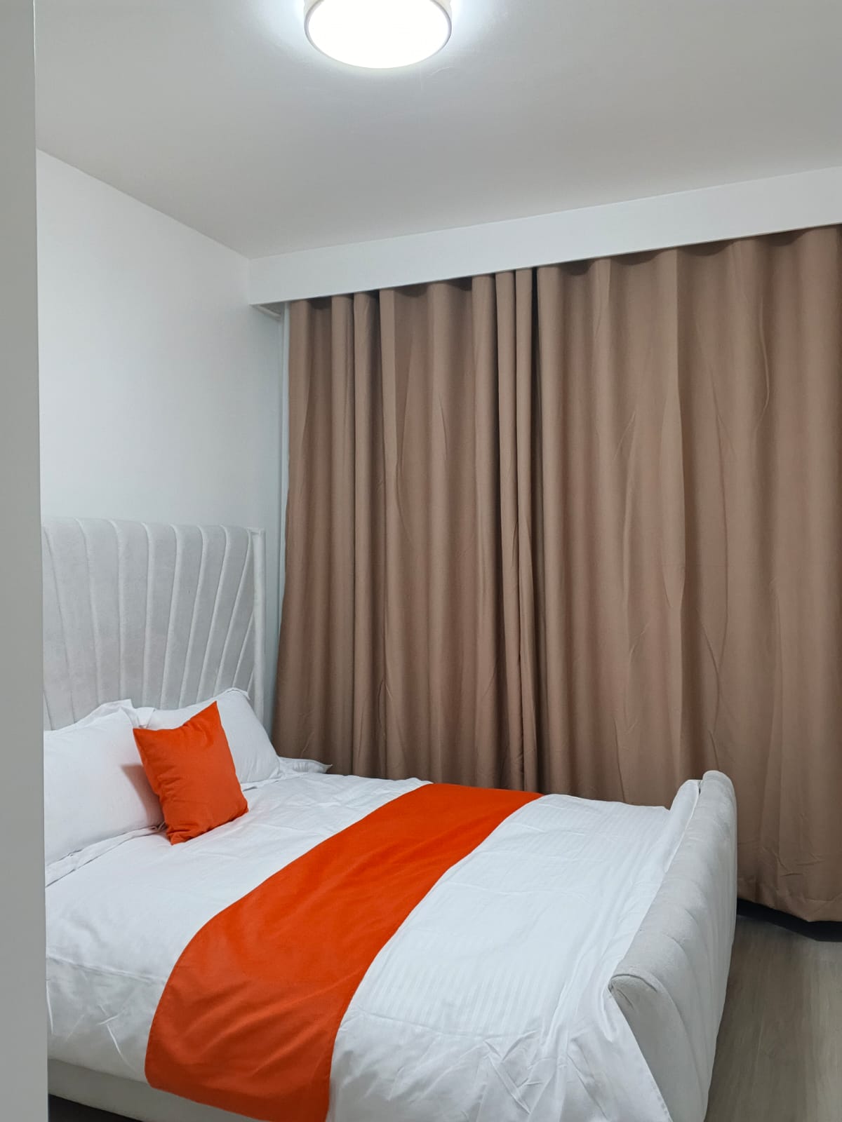 renting--Apartment_Address-Kilimani_Rd__Nairobi__Kenya_price-150000_Beds-1_Baths-1-127-3