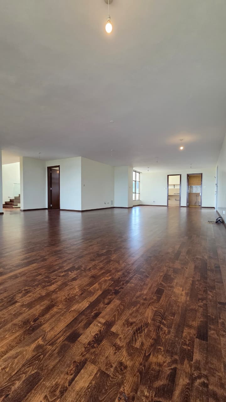 renting--Duplex_Address-Parklands__Nairobi__Kenya_price-410000_Beds-4_Baths-4-159-1