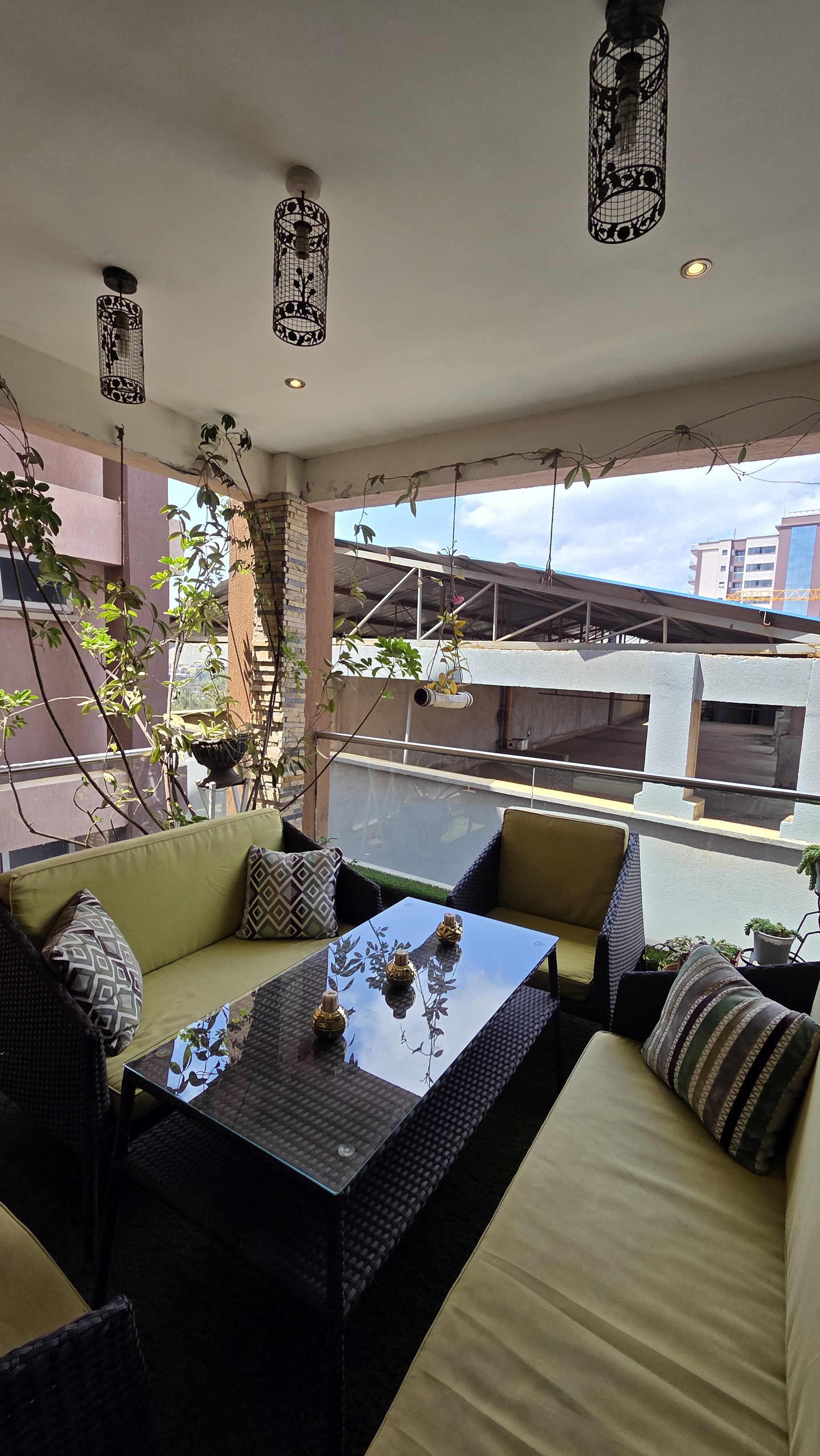 renting--Apartment_Address-Parklands__Nairobi__Kenya_price-285000_Beds-4_Baths-4-150-18