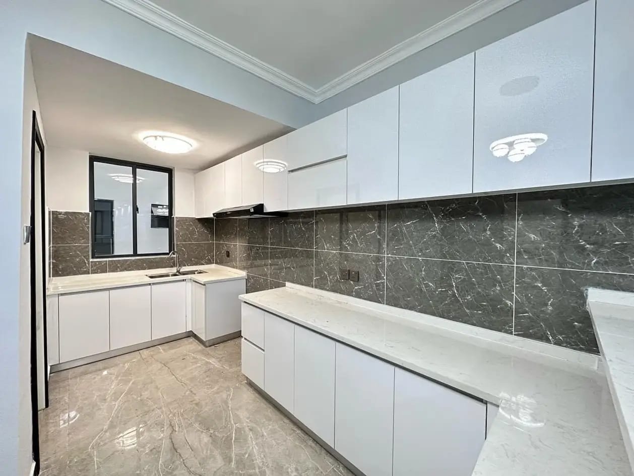 house-on-sale-Kilimani_Riara_road_3_Bedroom_apartment_for_sale_Kes_16M-Apartment_Address-Kilimani__Nairobi__Kenya_price-16000000_Beds-3_Baths-4110_36-9