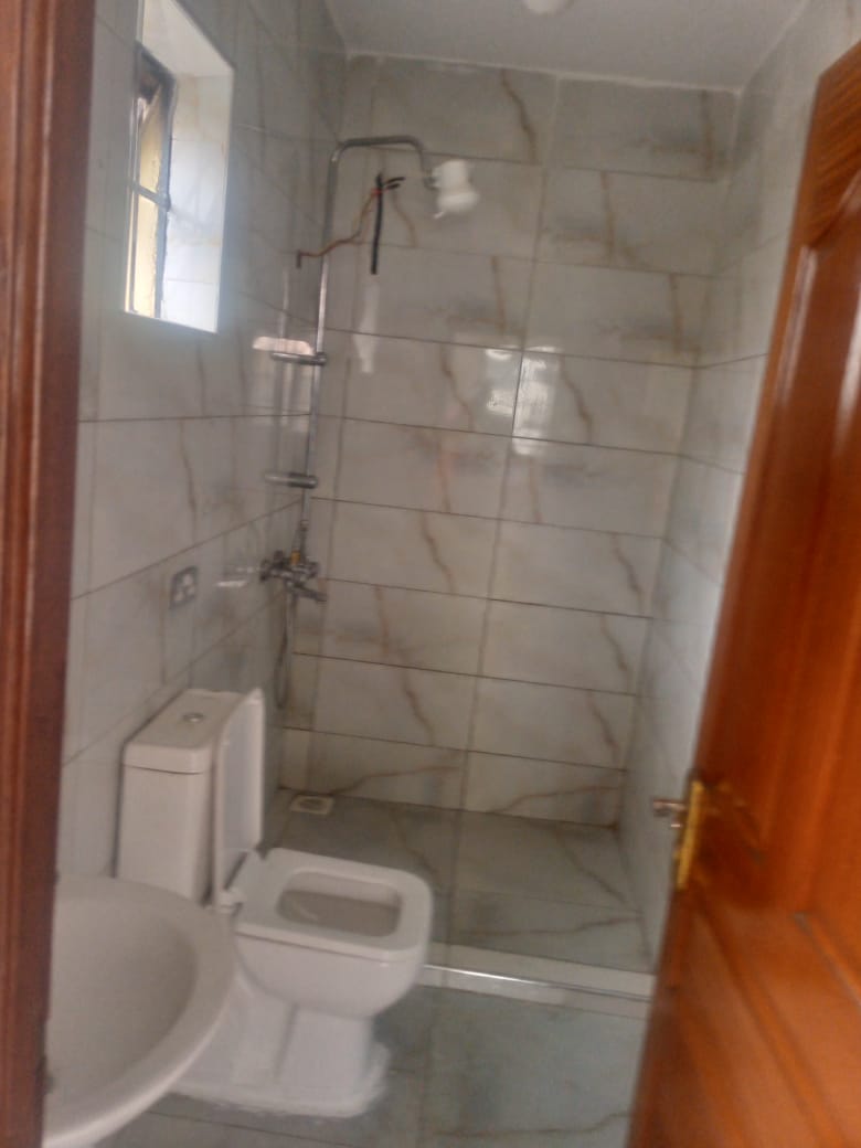 renting--Apartment_Address-Parklands__Nairobi__Kenya_price-70000_Beds-3_Baths-3-85-2