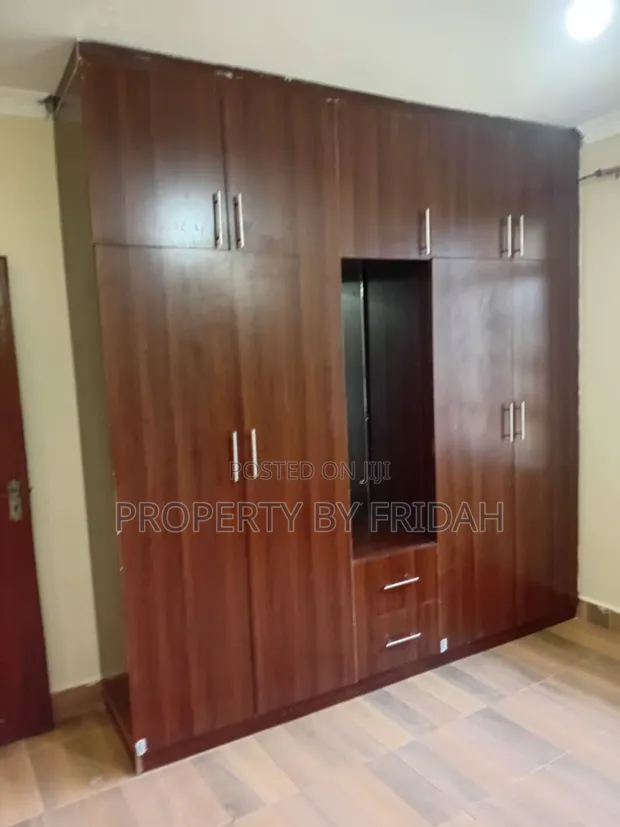 renting--Mansion_Address-Membley_Estate__Ruiru__Kenya_price-25000_Beds-5_Baths-1-55-3