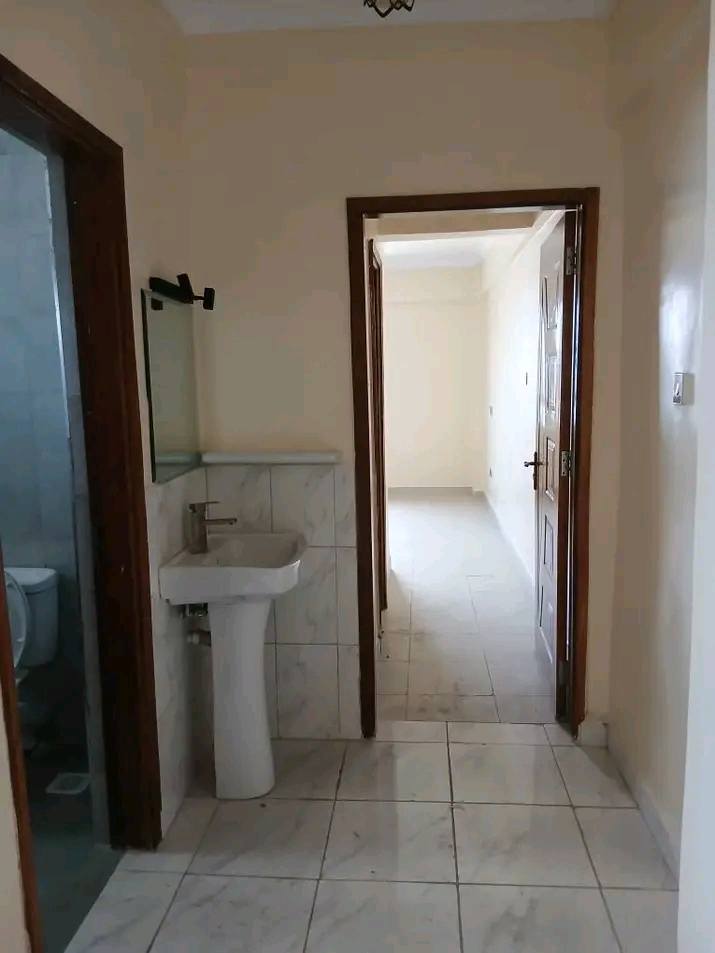 renting--Apartment_Address-Syokimau_Airport_Rd__Nairobi__Kenya_price-60000_Beds-3_Baths-3-84-14