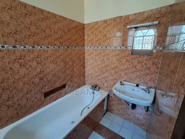 renting--Bungalow_Address-Kitengela__Kenya_price-15000_Beds-2_Baths-1-58-3