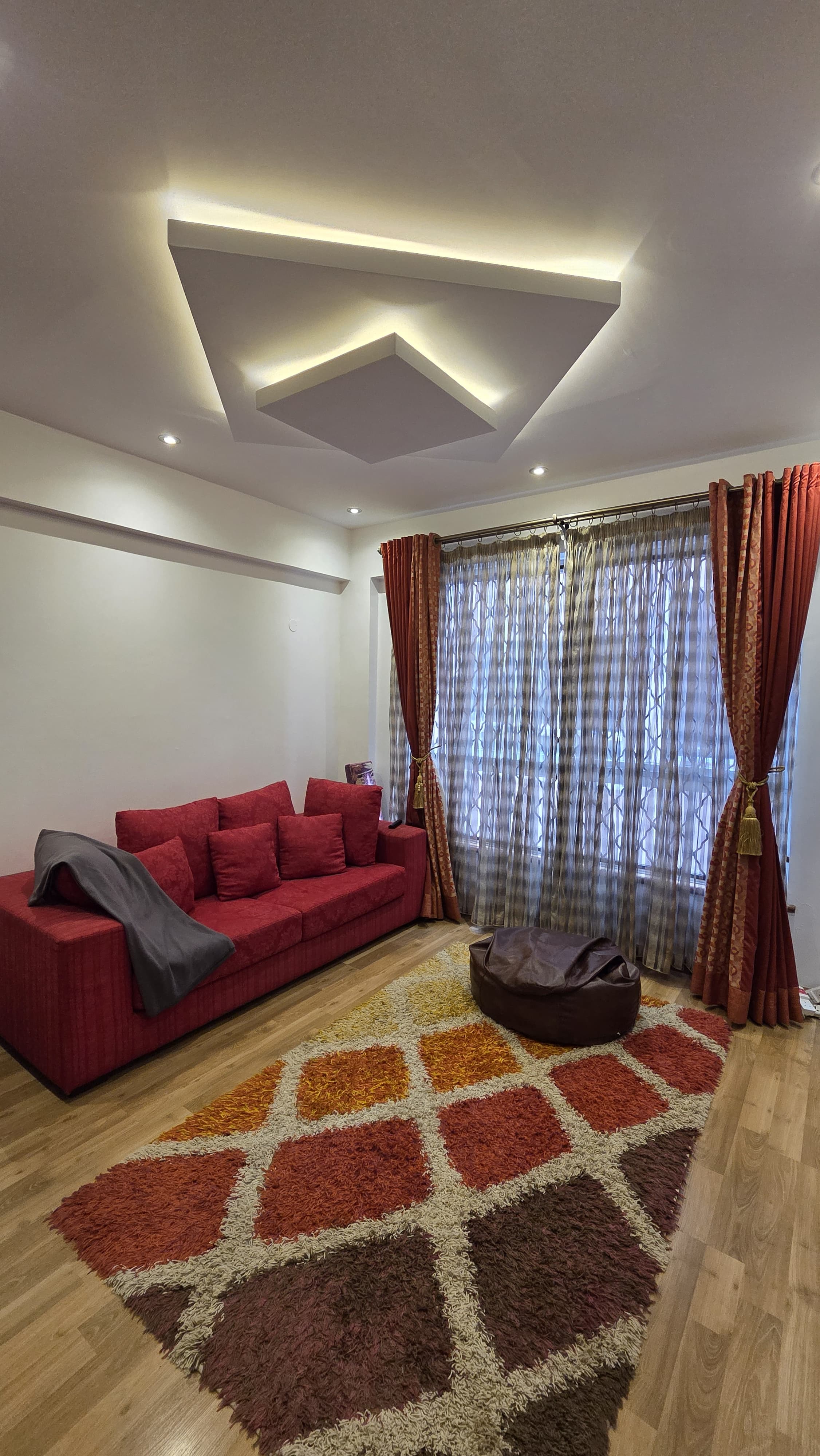 renting--Apartment_Address-Parklands__Nairobi__Kenya_price-285000_Beds-4_Baths-4-150-13
