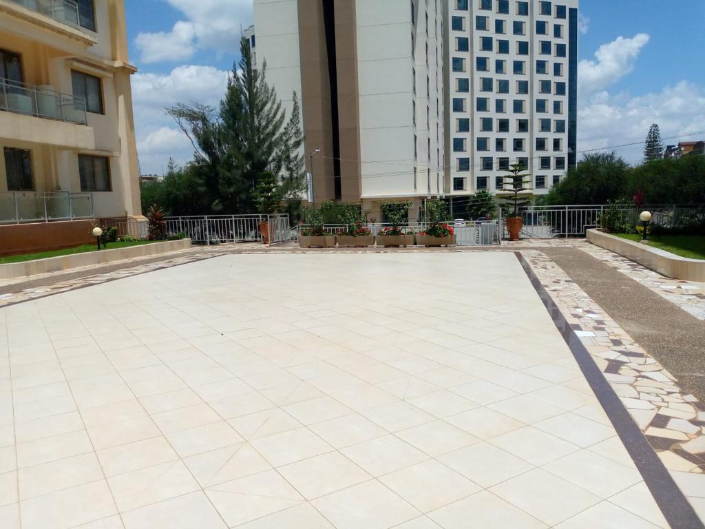 renting-The_Cullinan_Apartments-apartment_Address-Kileleshwa__Nairobi__Kenya_price-125000_Beds-3_Baths-2-35-1