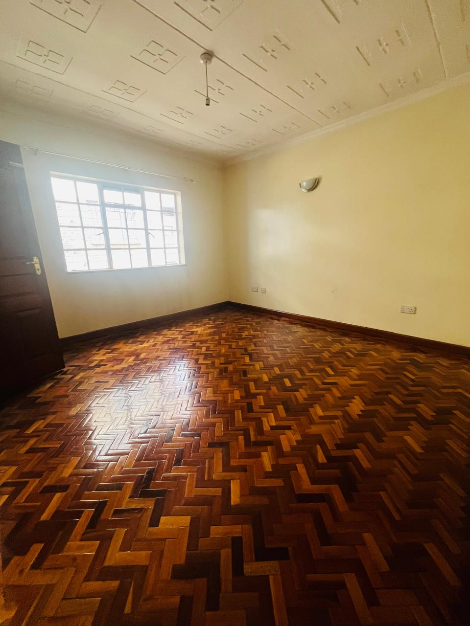 renting--Apartment_Address-Parklands__Nairobi__Kenya_price-65000_Beds-3_Baths-2-133-8