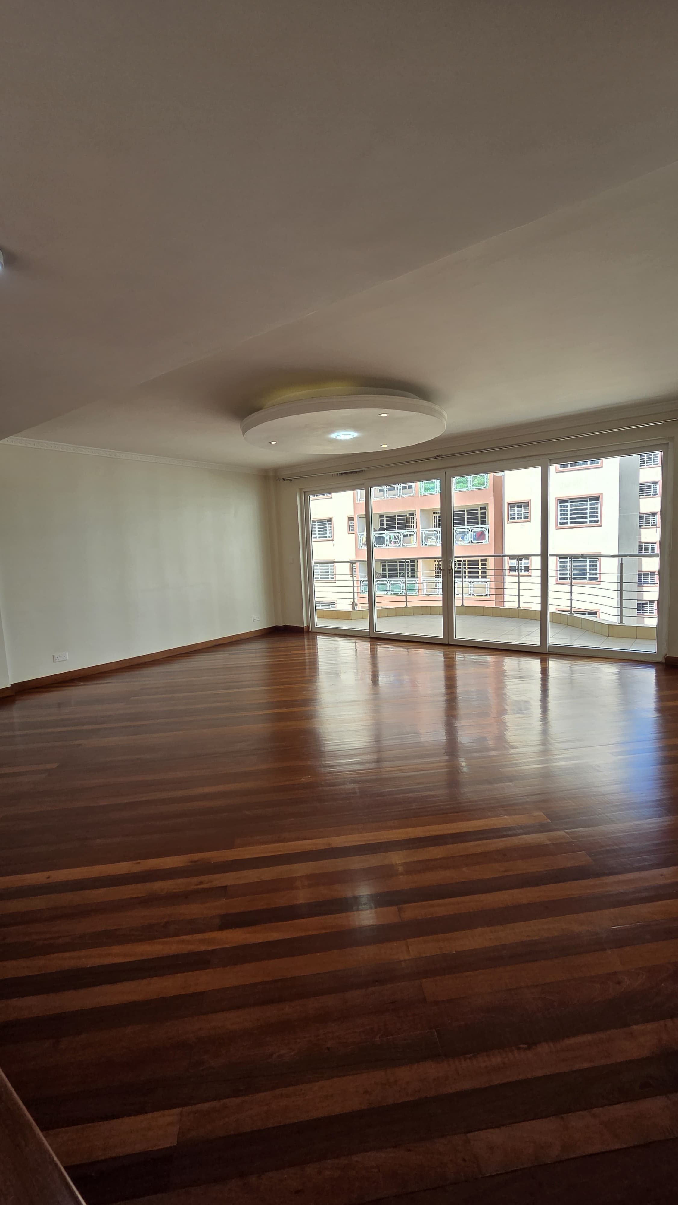 renting--Apartment_Address-Parklands__Nairobi__Kenya_price-175000_Beds-3_Baths-3-104-1