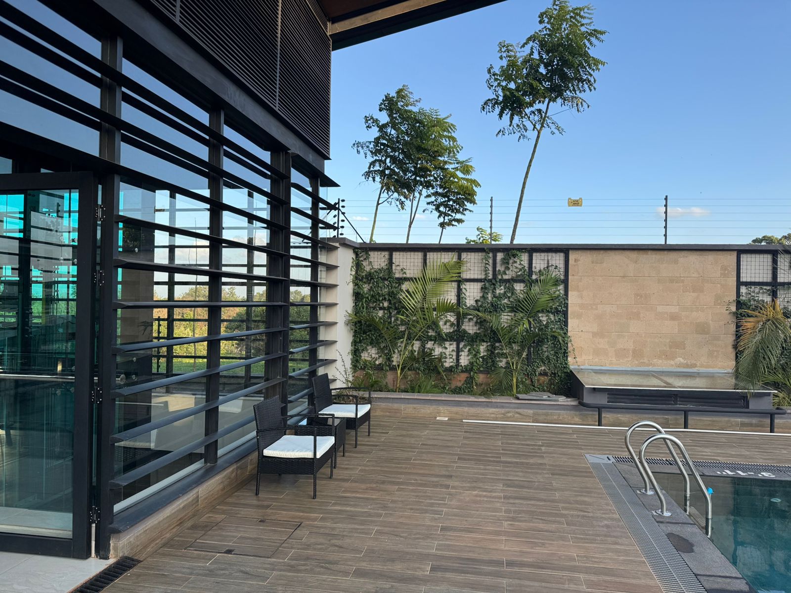 renting--Townhouse_Address-Runda__Nairobi__Kenya_price-270000_Beds-4_Baths-4-18-3