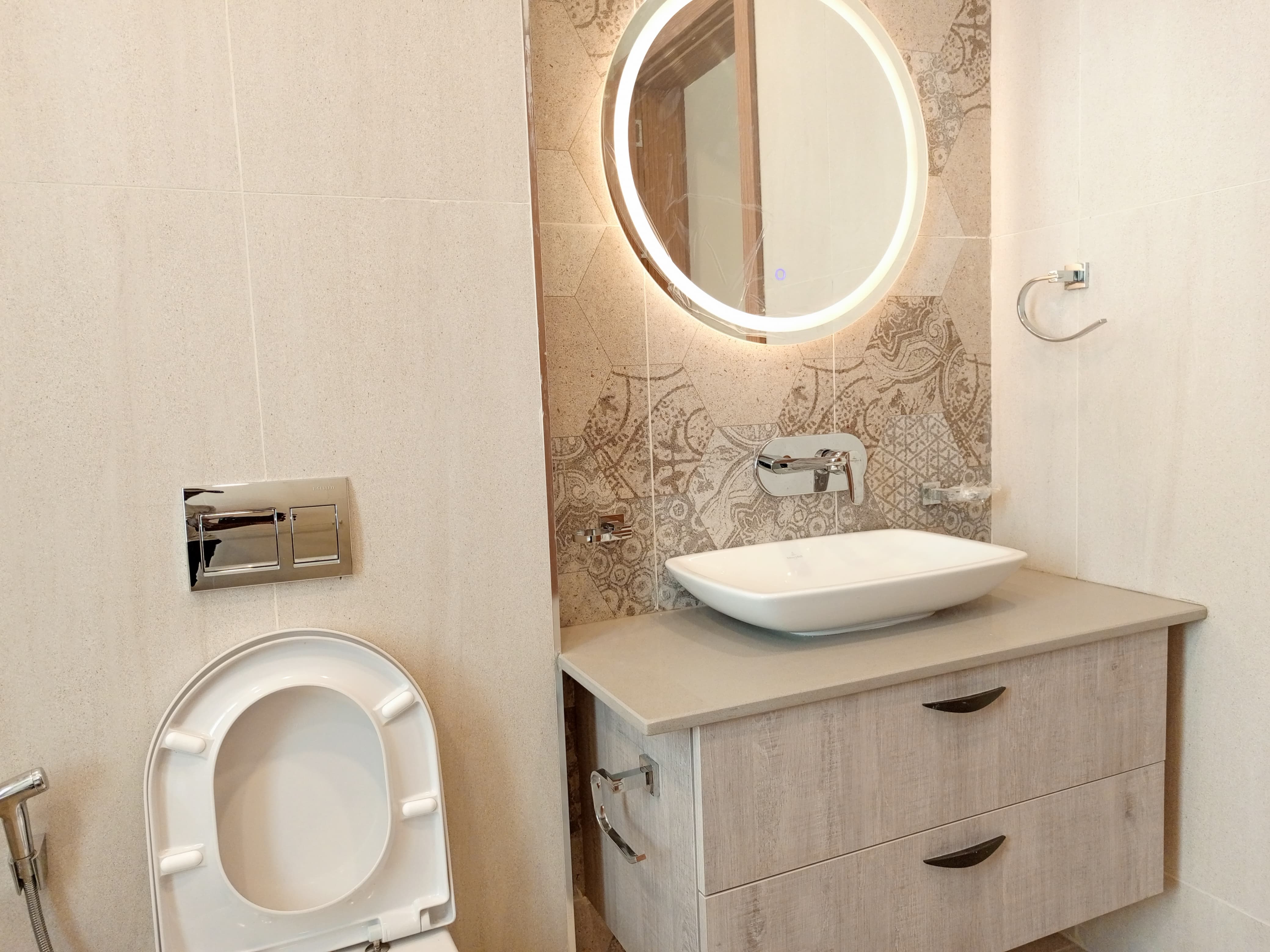 renting-3_Bed_All_ensuite_Parklands___Kes_280000-apartment_Address-Parklands__Nairobi__Kenya_price-280000_Beds-3_Baths-4-9-14