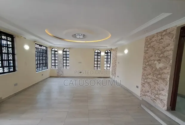 renting--Bungalow_Address-Thome__Nairobi__Kenya_price-25000_Beds-3_Baths-1-71-3