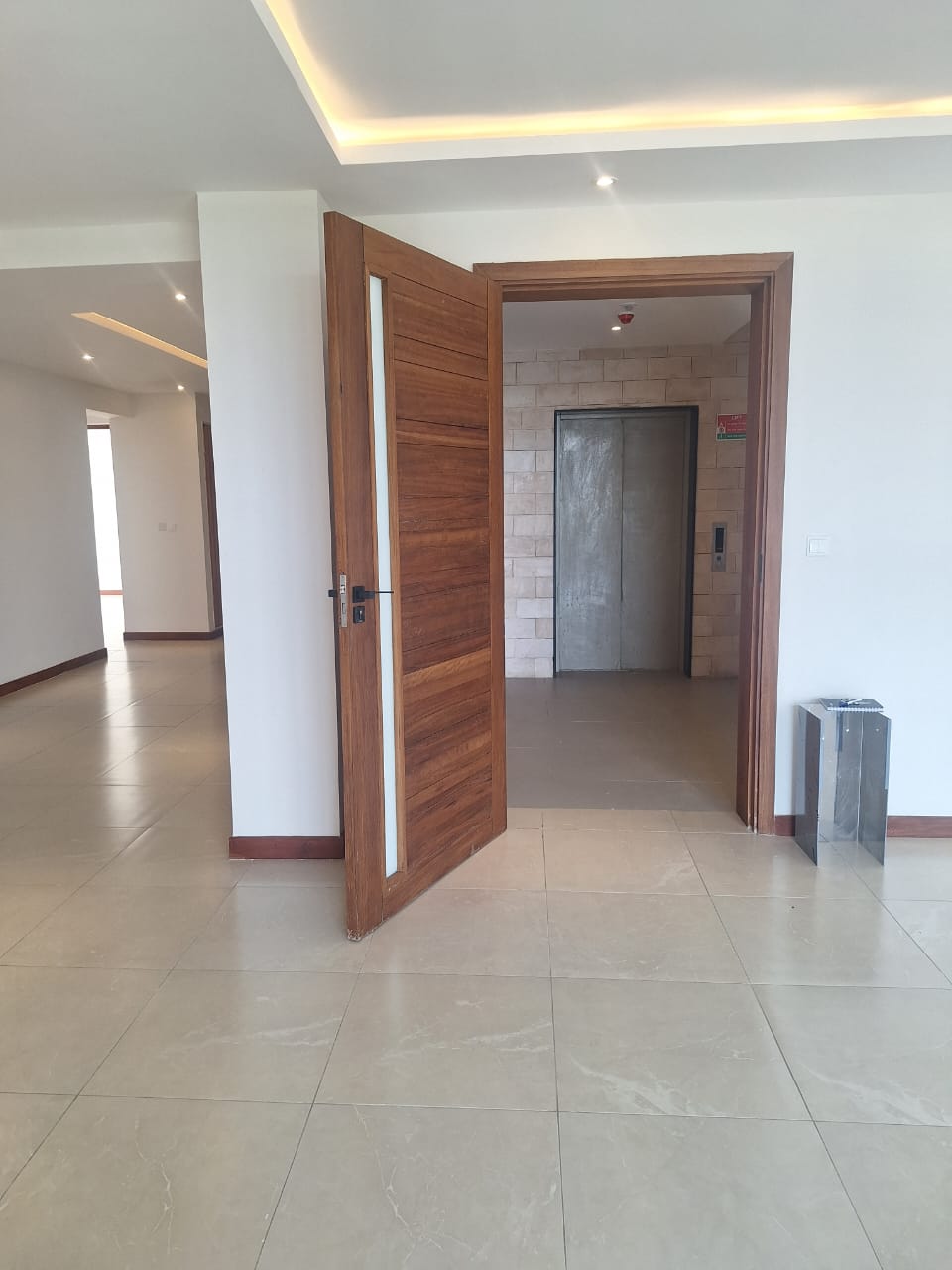 renting-Luxury_4_Bedroom_Apartments_with_DSQ_in_Parklands_Nairobi-apartment_Address-Parklands__Nairobi__Kenya_price-160000_Beds-4_Baths-4-37-2