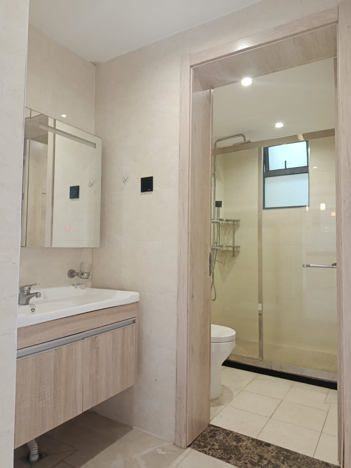 renting--Apartment_Address-Lavington__Nairobi__Kenya_price-90000_Beds-2_Baths-2-114-4