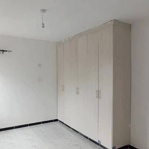 renting--Bungalow_Address-Milimani_Estate__Nakuru__Kenya_price-25000_Beds-3_Baths-1-80-4