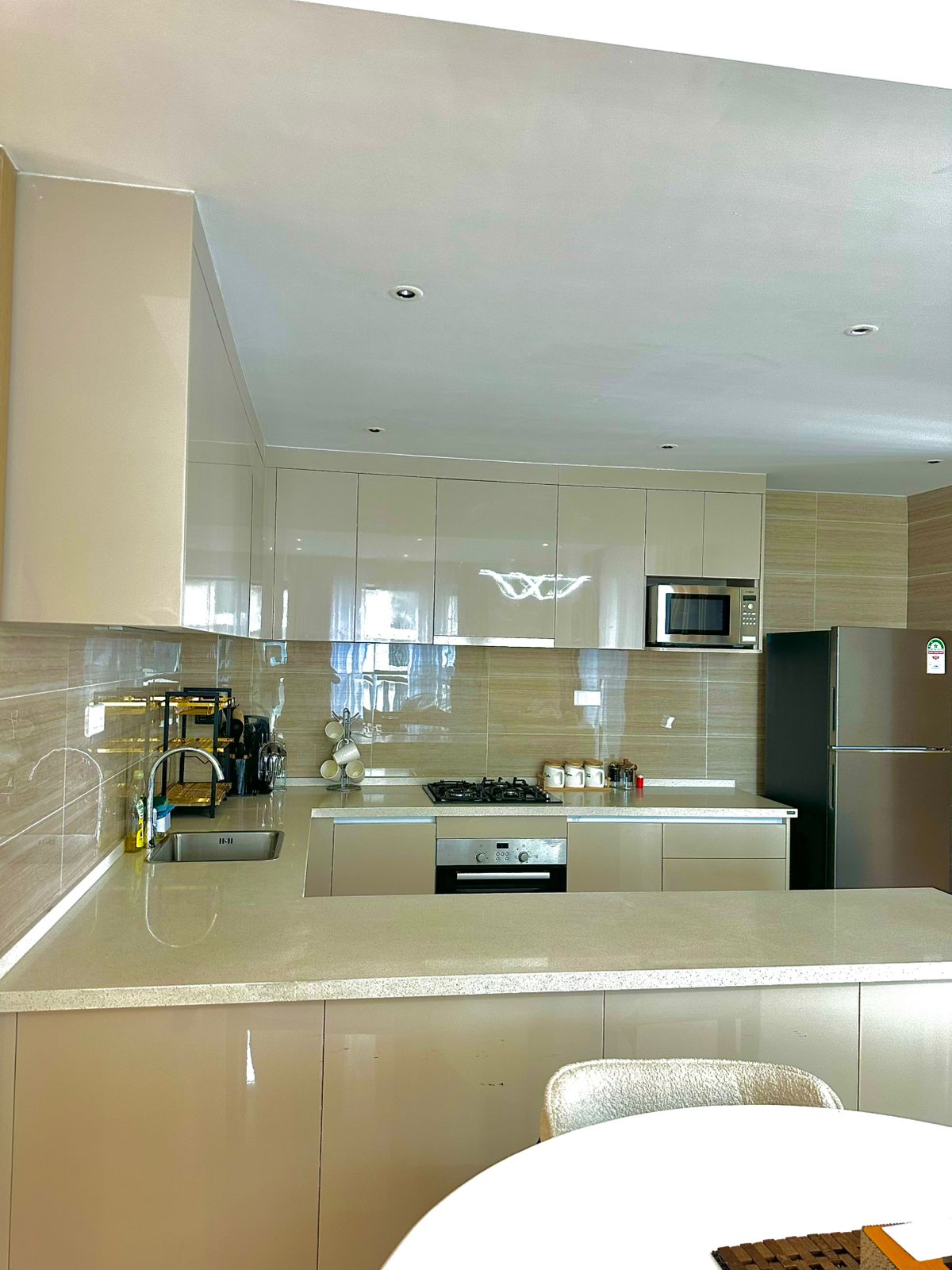 renting--Apartment_Address-Global_Trade_Centre__Nairobi__Kenya_price-380000_Beds-2_Baths-2-125-3