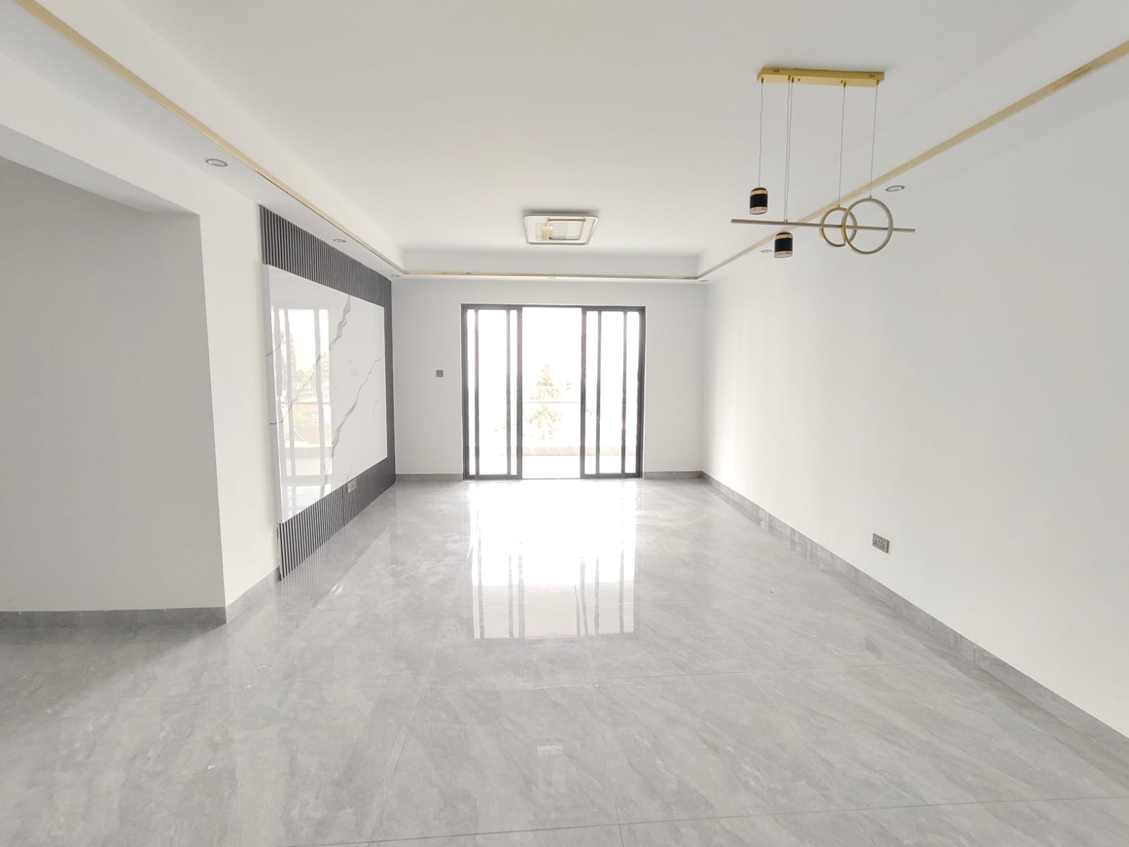 house-on-sale-2_bedroom_apartment_for_sale_in_Kilimani_Kes_10M-Apartment_Address-Kilimani__Nairobi__Kenya_price-10000000_Beds-2_Baths-1110_21-11