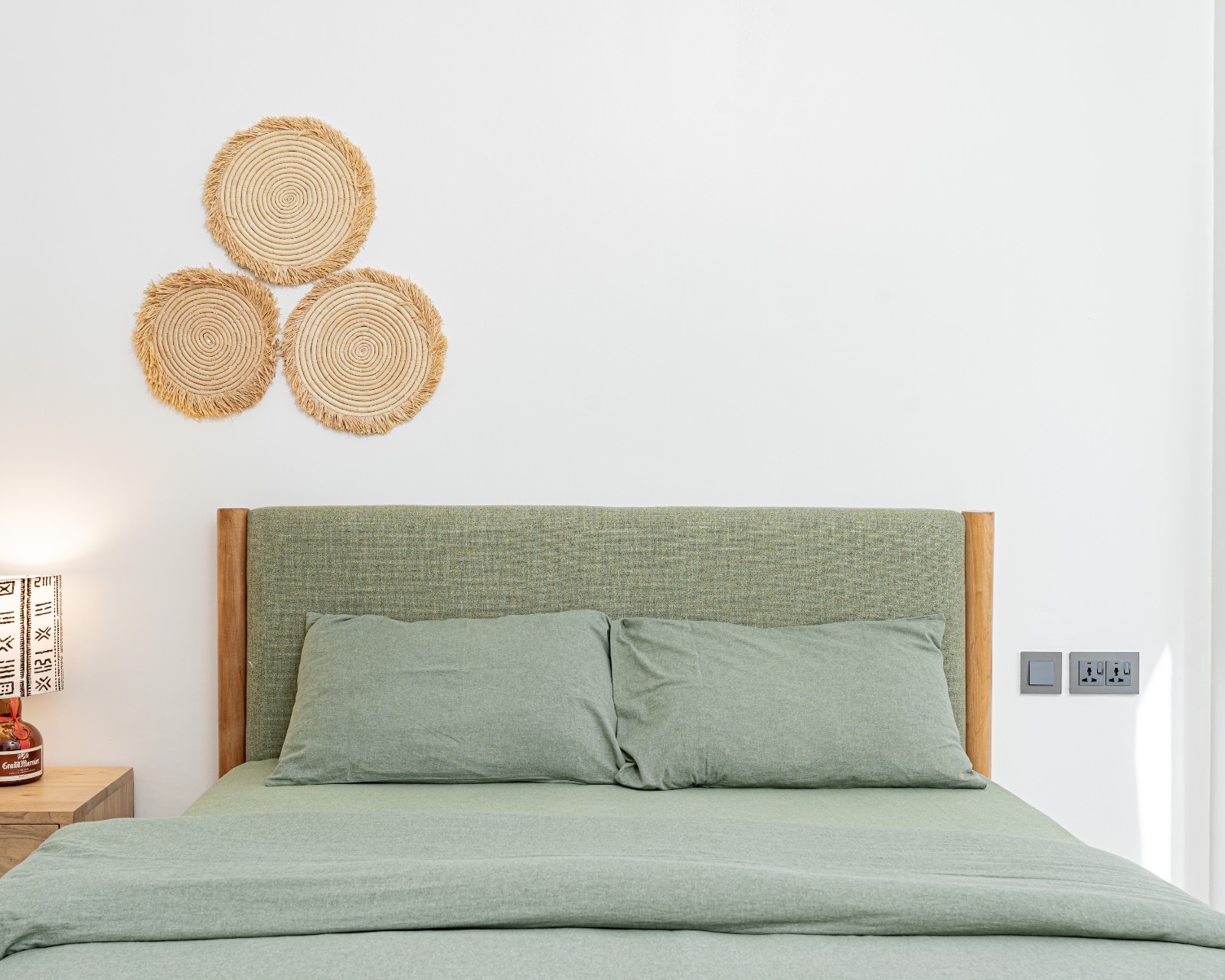 renting--Apartment_Address-Riverside_Dr__Nairobi__Kenya_price-340000_Beds-3_Baths-3-134-8