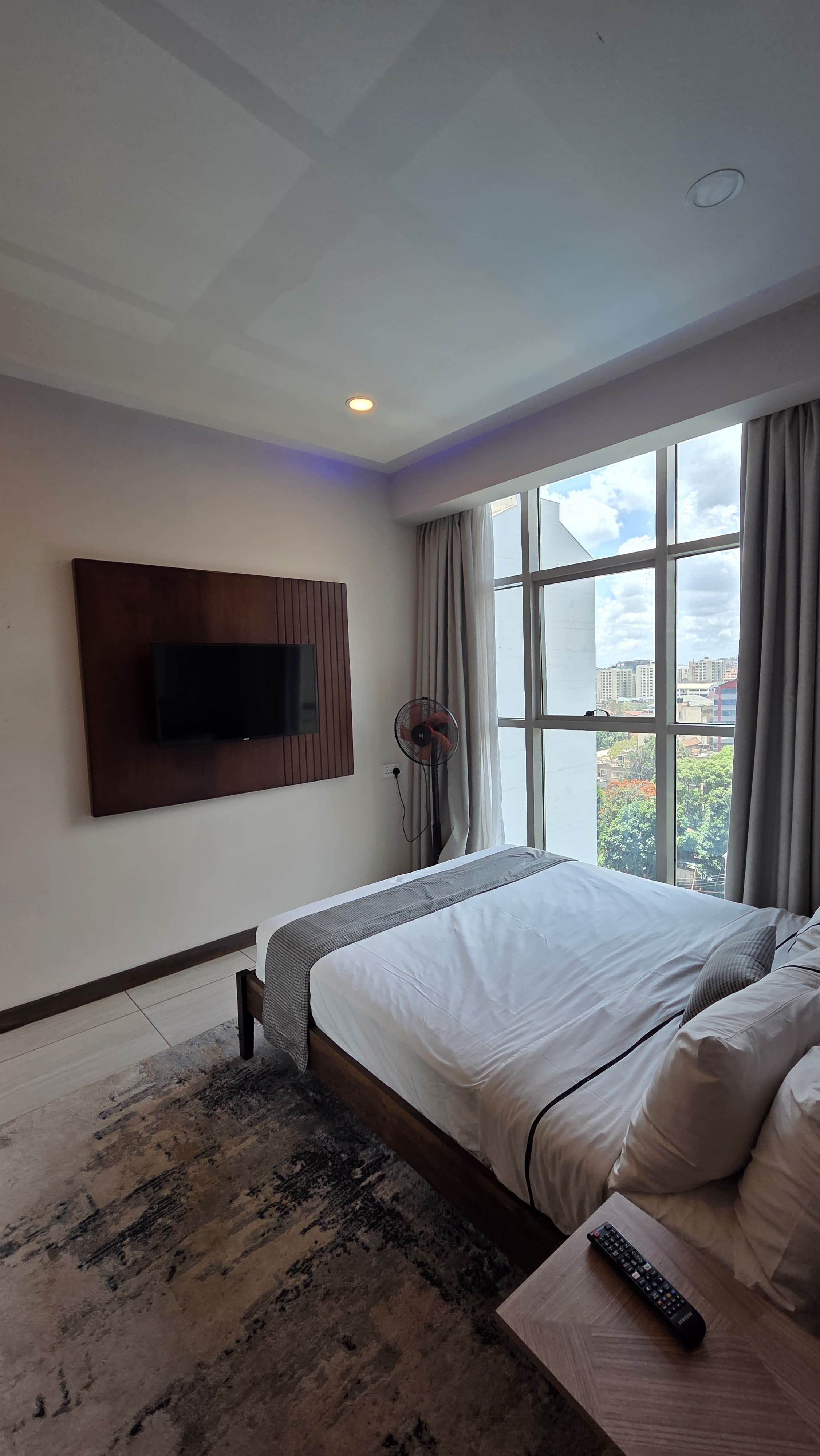 renting--Apartment_Address-Westlands__Nairobi__Kenya_price-350000_Beds-2_Baths-2-129-5