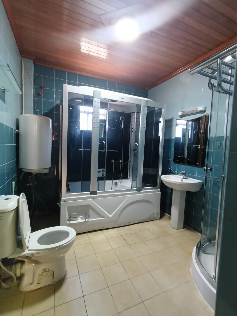 renting--Townhouse_Address-South_B__Nairobi__Kenya_price-130000_Beds-3_Baths-3-36-9