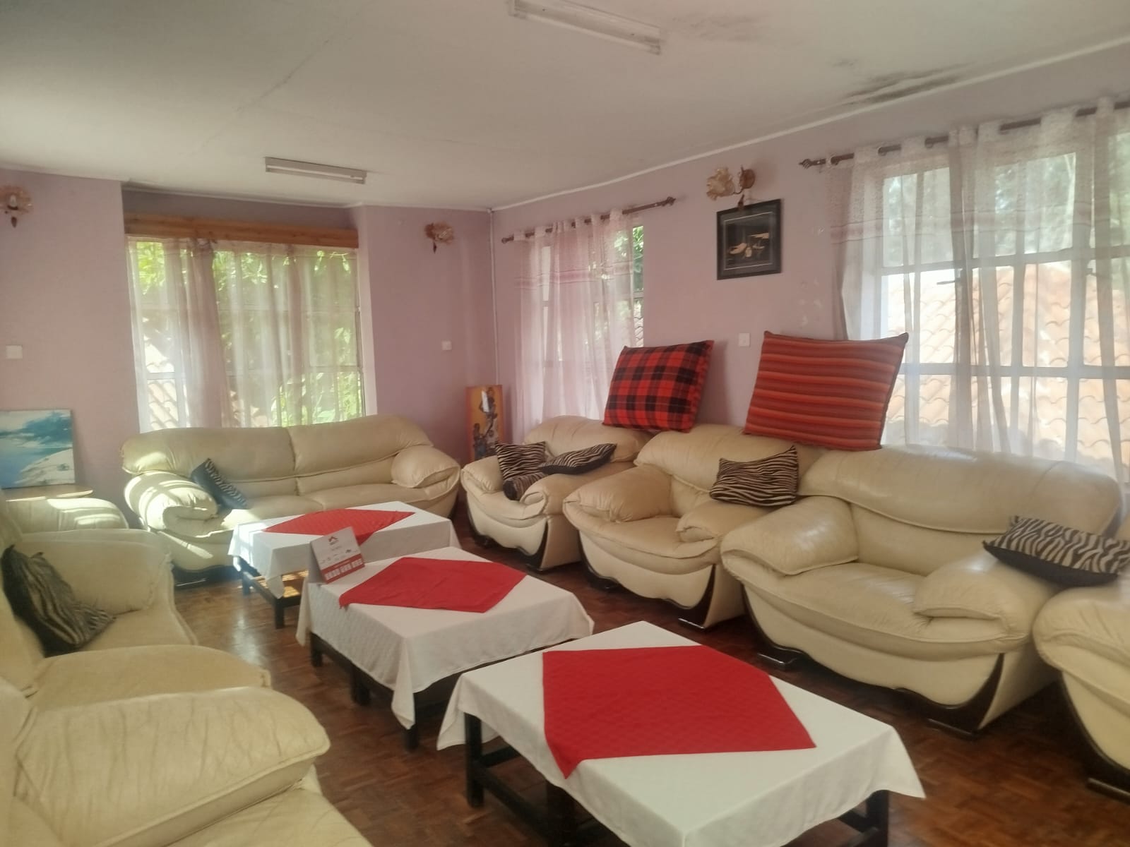 renting--Contemporary_house_Address-Karen__Nairobi__Kenya_price-1200000_Beds-34_Baths-30-167-8