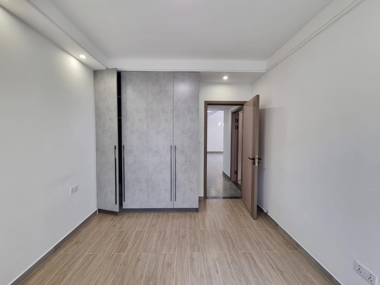 renting-Manchester_apartments_along_riverside_drive-apartment_Address-Riverside_Dr__Nairobi__Kenya_price-130000_Beds-2_Baths-2-23-5