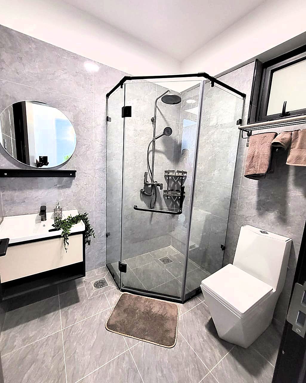 house-on-sale-2_bedroom_apartment_for_sale_in_Lavington_Kes_9M-Apartment_Address-Lavington__Nairobi__Kenya_price-8900000_Beds-2_Baths-2110_35-4