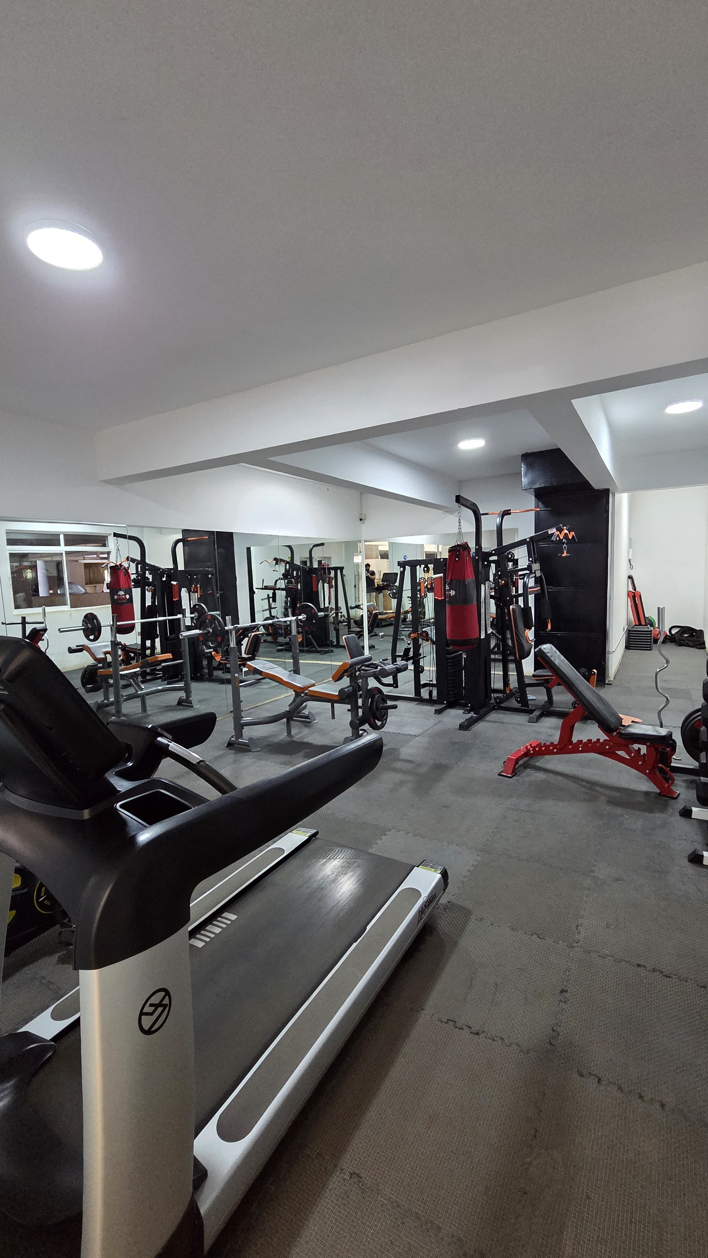 renting--Apartment_Address-Parklands__Nairobi__Kenya_price-95000_Beds-2_Baths-2-153-7