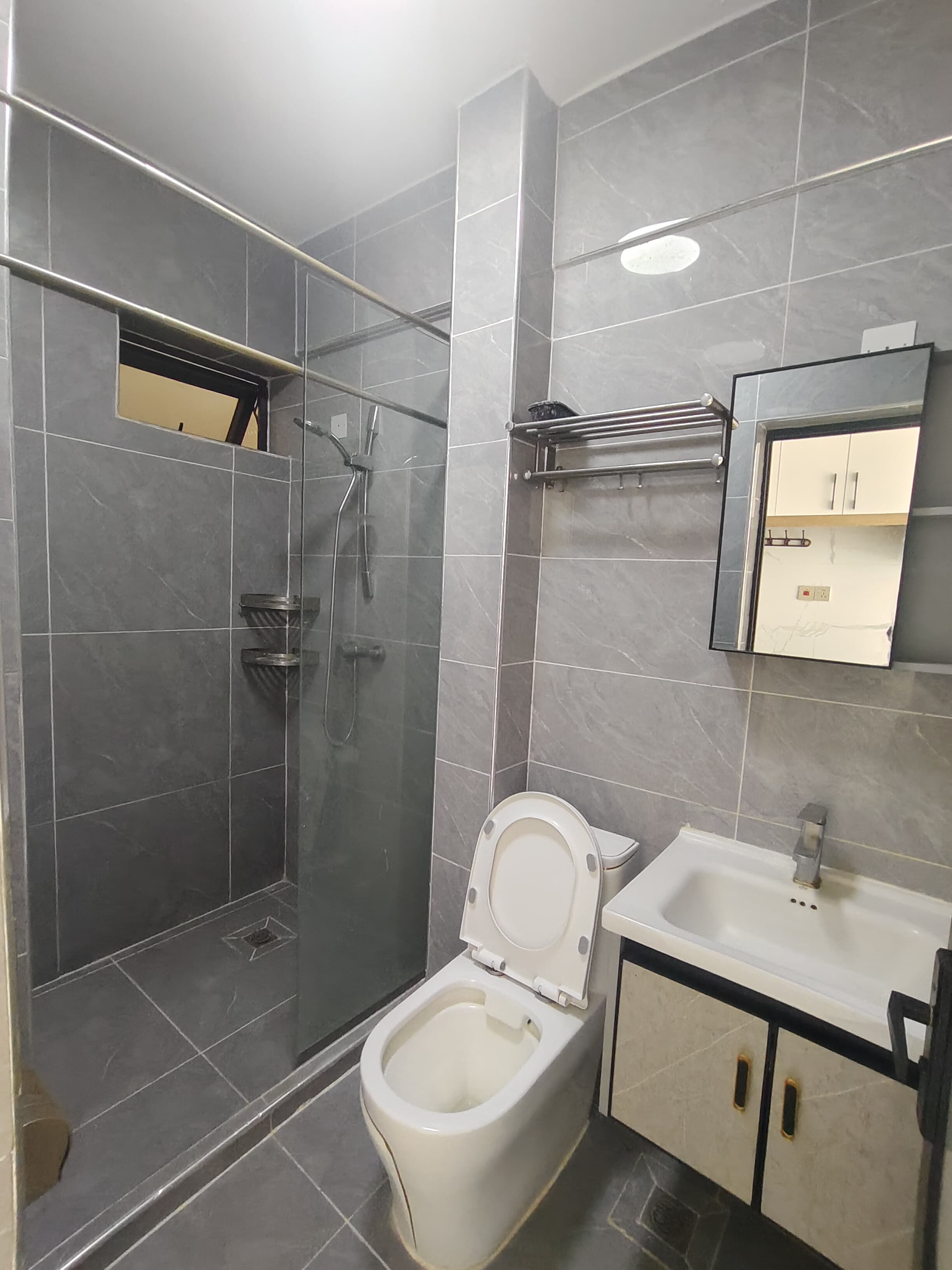 house-on-sale-Studio_Apartment_in_Kilimani_for_sale_Kes_5_2M-Apartment_Address-Kilimani__Nairobi__Kenya_price-5200000_Beds-1_Baths-1110_15-7