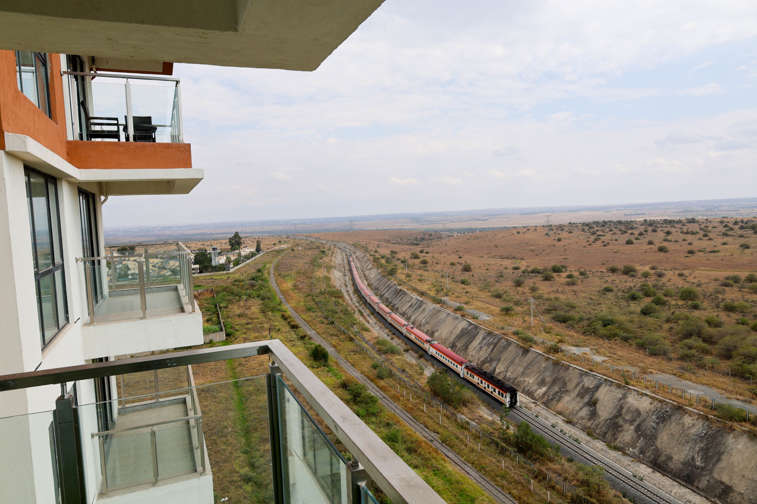 renting--Apartment_Address-Syokimau_Airport_Rd__Nairobi__Kenya_price-85000_Beds-3_Baths-3-160-9
