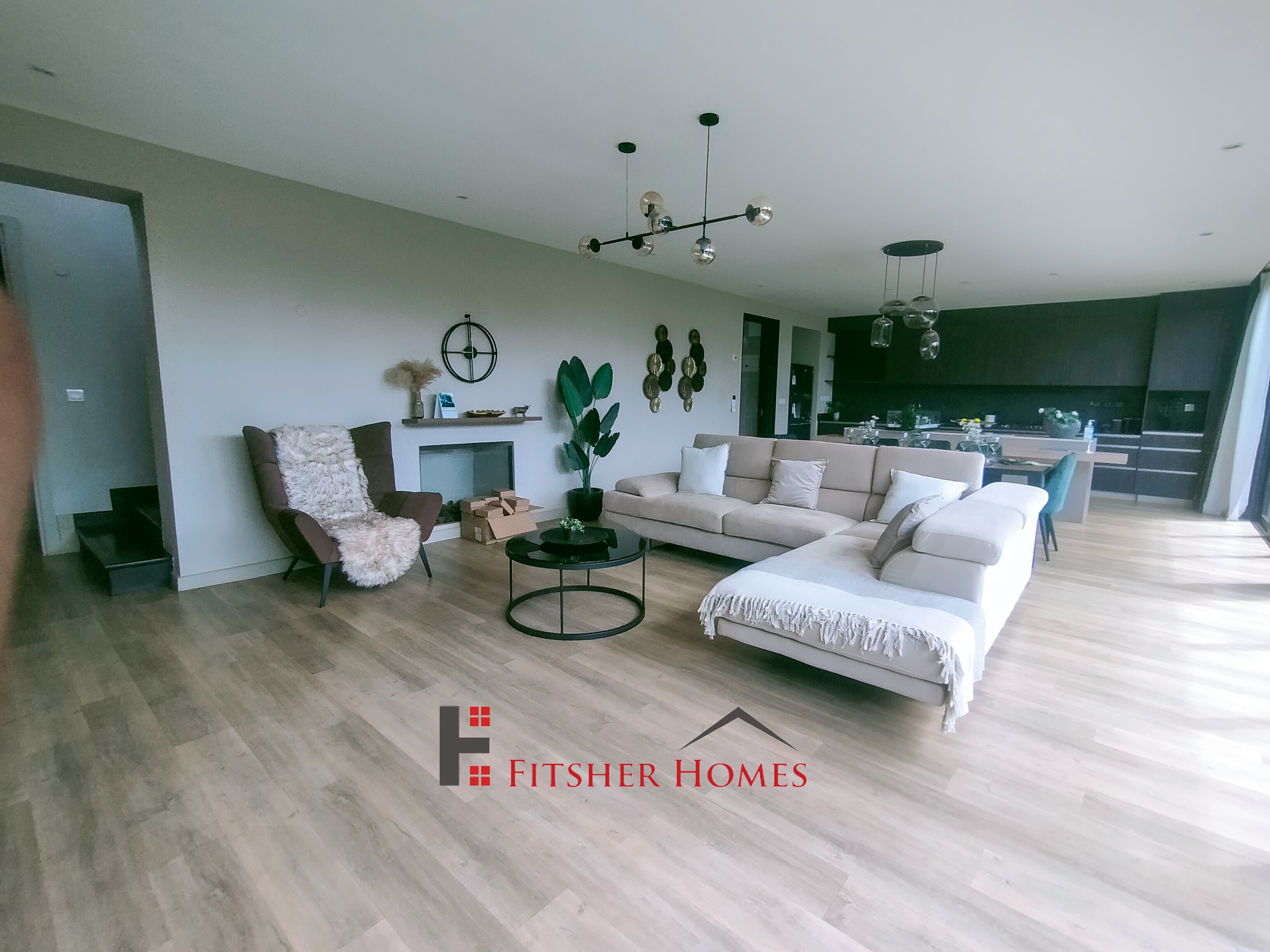 renting--Townhouse_Address-Runda__Nairobi__Kenya_price-270000_Beds-4_Baths-4-18-5