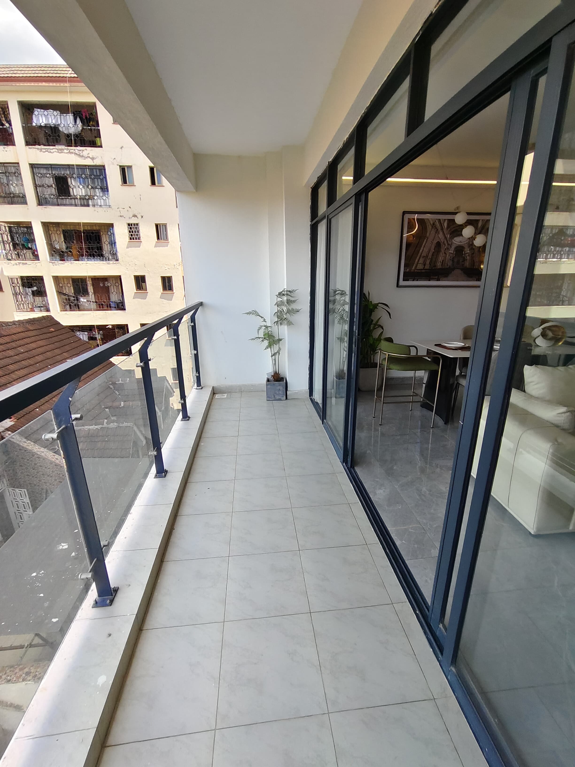 house-on-sale-2_bedroom_apartment_for_sale_in_Kilimani_Riara_road_Kes_13M-Apartment_Address-Kilimani__Nairobi__Kenya_price-13000000_Beds-2_Baths-2110_40-10