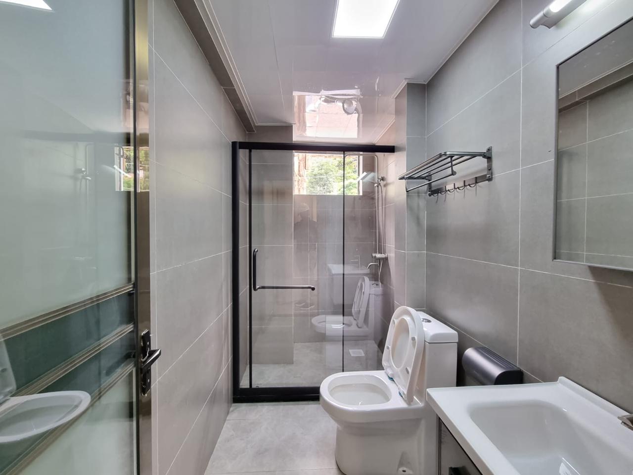renting-Manchester_apartments_along_riverside_drive-apartment_Address-Riverside_Dr__Nairobi__Kenya_price-130000_Beds-2_Baths-2-23-3