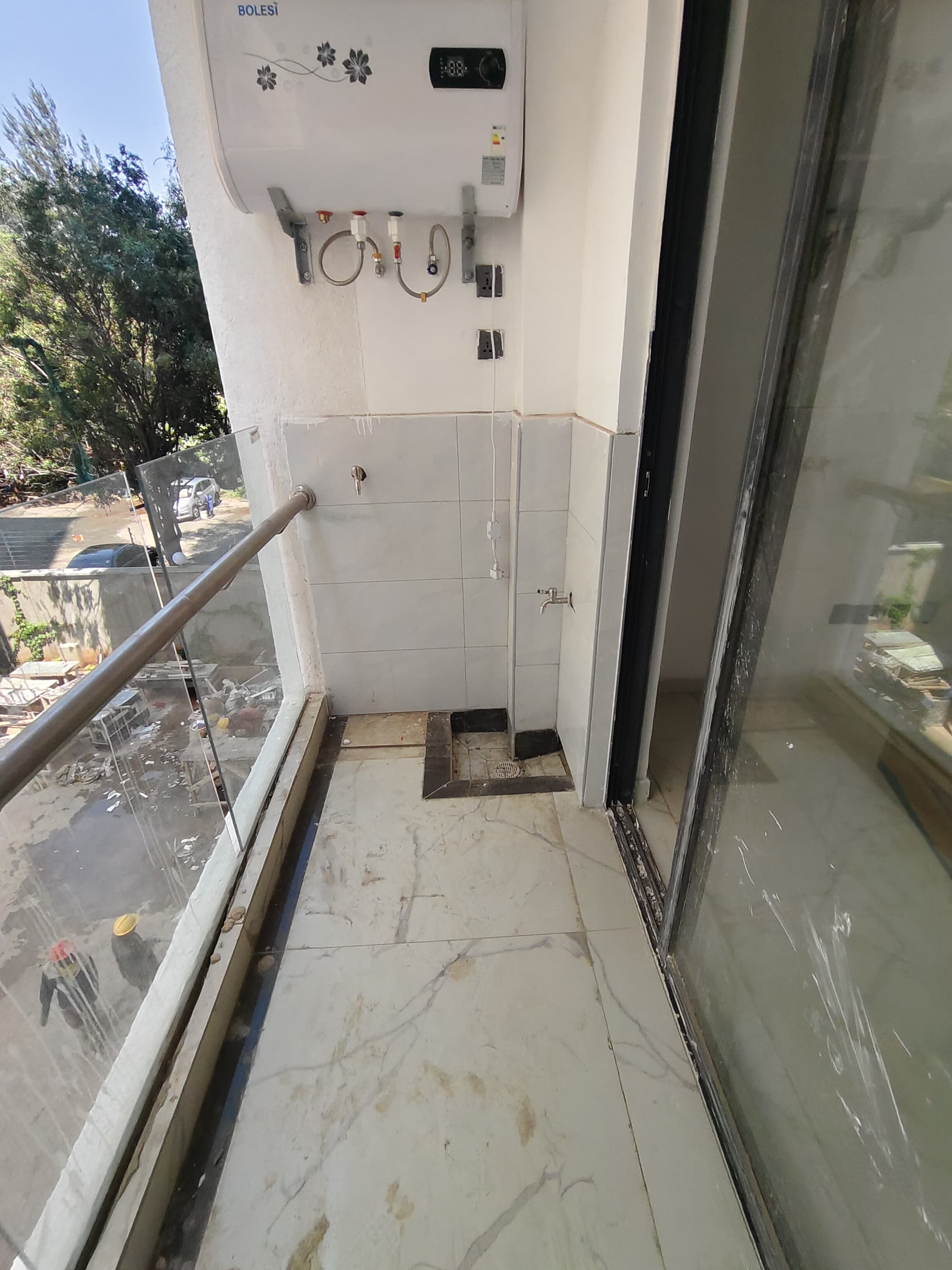 house-on-sale-1_bedroom_apartment_for_sale_in_Kilimani_-Apartment_Address-Kilimani__Nairobi__Kenya_price-5700000_Beds-1_Baths-1110_11-4