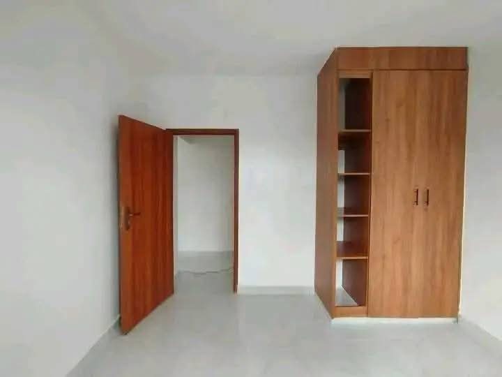 renting--Bungalow_Address-Kasarani__Nairobi__Kenya_price-16000_Beds-2_Baths-1-75-4