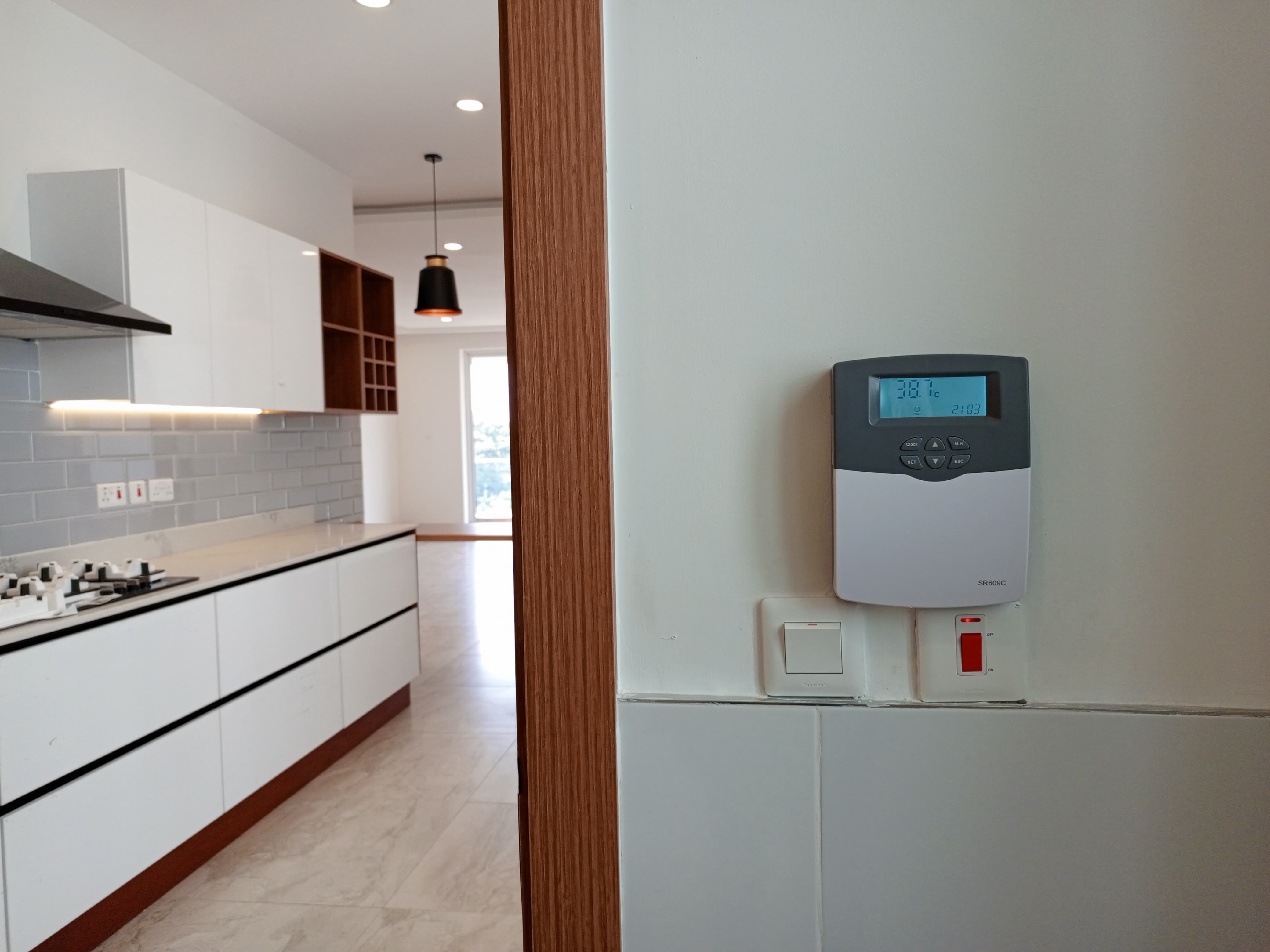 renting-3_Bed_All_ensuite_Parklands___Kes_280000-apartment_Address-Parklands__Nairobi__Kenya_price-280000_Beds-3_Baths-4-9-4