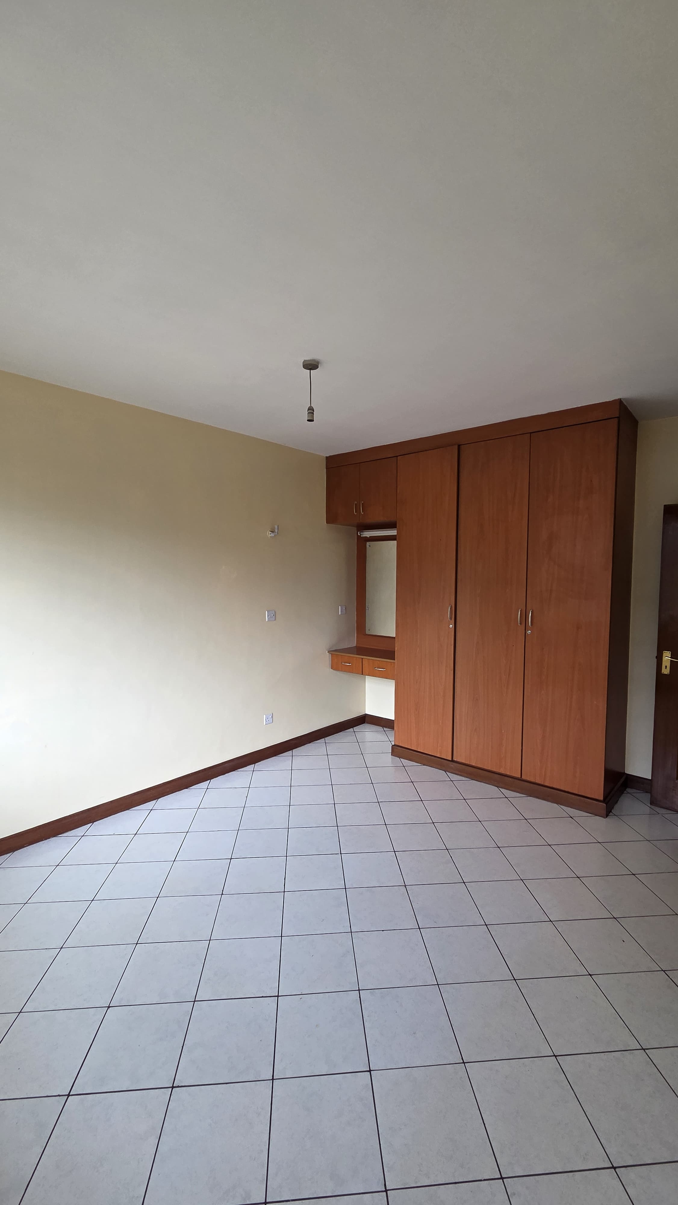 renting--Apartment_Address-Parklands__Nairobi__Kenya_price-90000_Beds-3_Baths-2-152-11