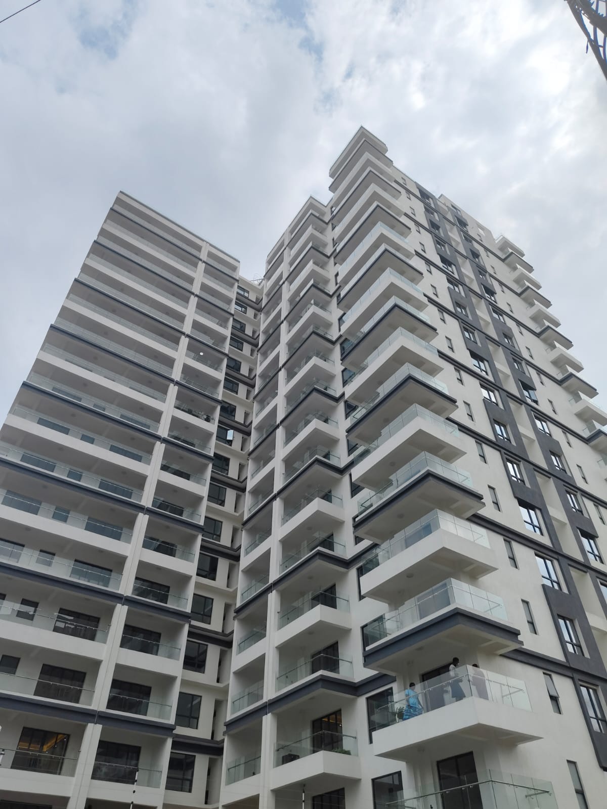 house-on-sale-2_bedroom_apartment_for_sale_in_Kilimani_Kes_10M-Apartment_Address-Kilimani__Nairobi__Kenya_price-10000000_Beds-2_Baths-1110_21-2