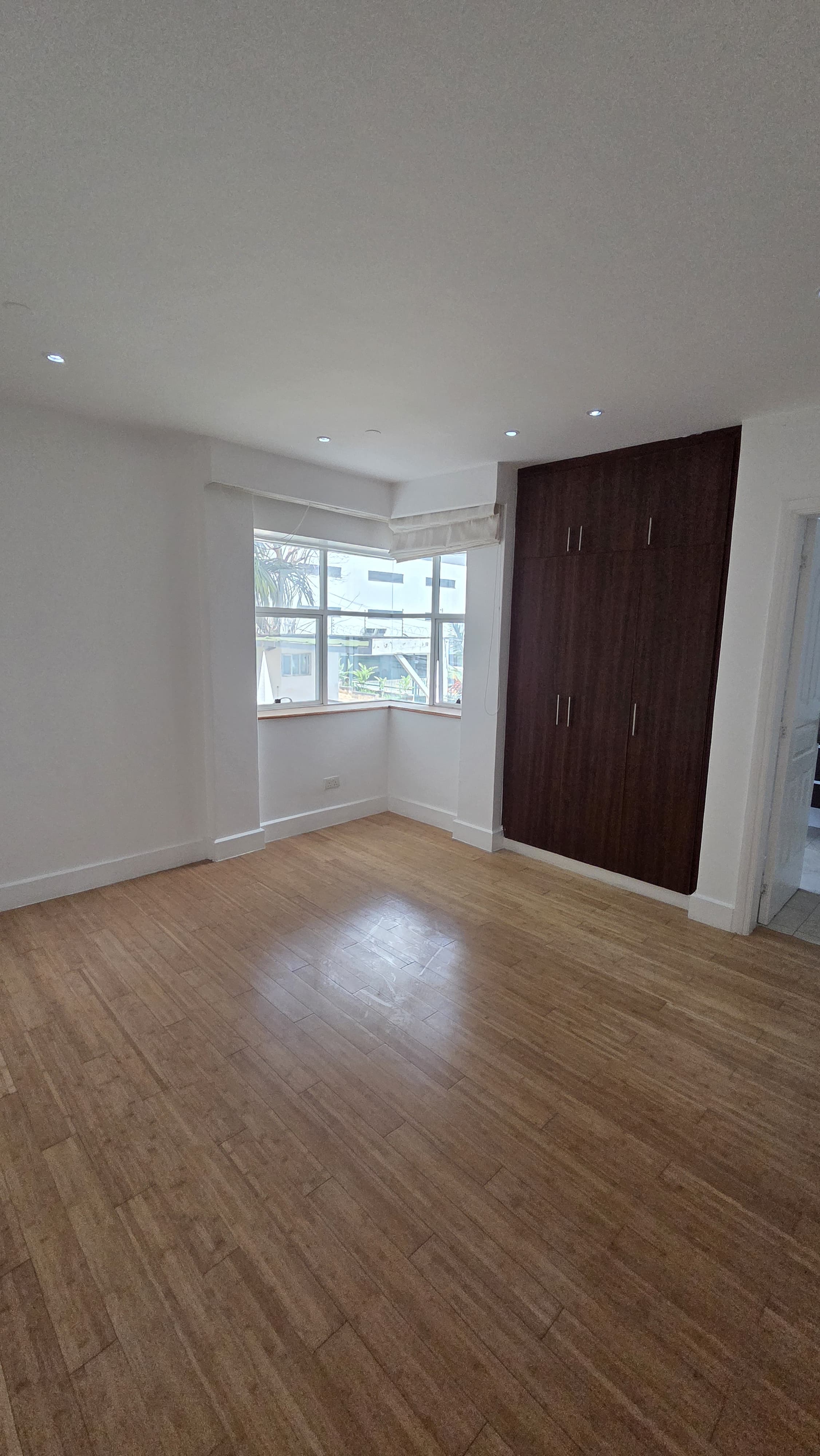 renting--Apartment_Address-Rhapta_Road__Nairobi__Kenya_price-150000_Beds-2_Baths-2-111-4