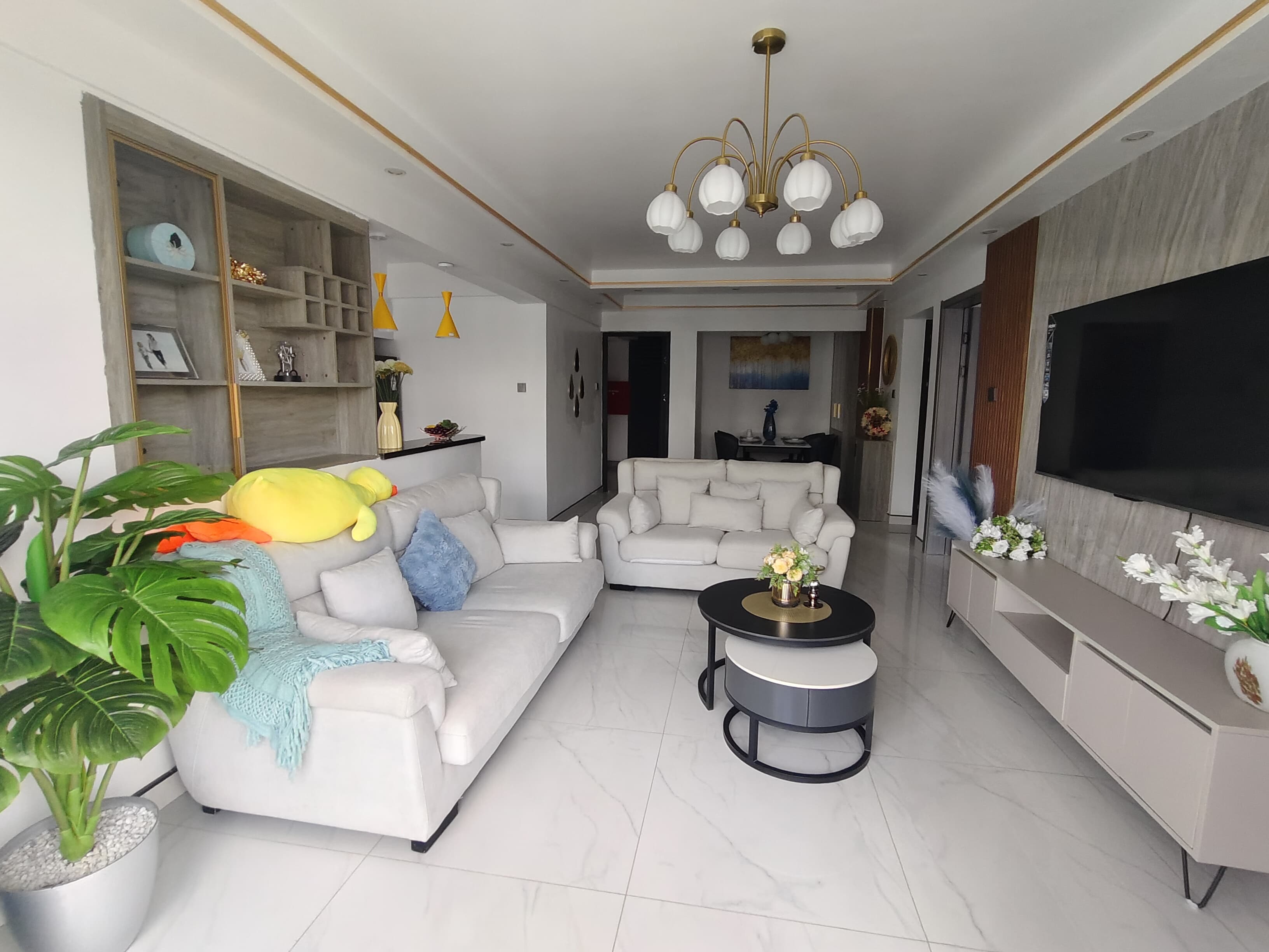 house-on-sale-2_bedroom_apartment_for_sale_in_Kilimani_Kes_10_8M-Apartment_Address-Kilimani__Nairobi__Kenya_price-10800000_Beds-2_Baths-2110_16-8