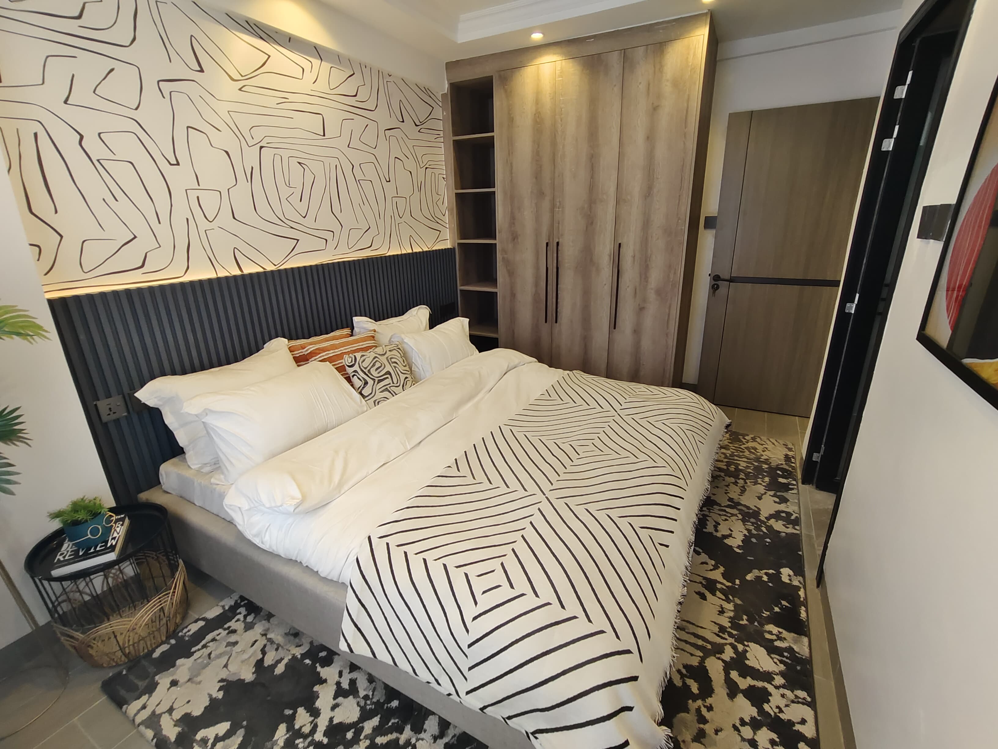 house-on-sale-2_Bedroom_Apartment_for_Sale_Kes_8_8M-Apartment_Address-Kilimani__Nairobi__Kenya_price-8800000_Beds-2_Baths-2120_7-12