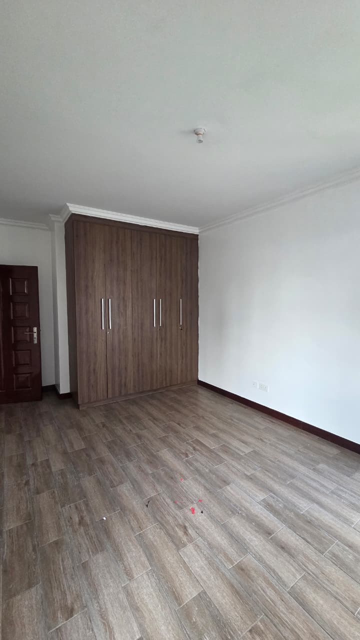 renting--Apartment_Address-Parklands__Nairobi__Kenya_price-105000_Beds-3_Baths-2-154-10