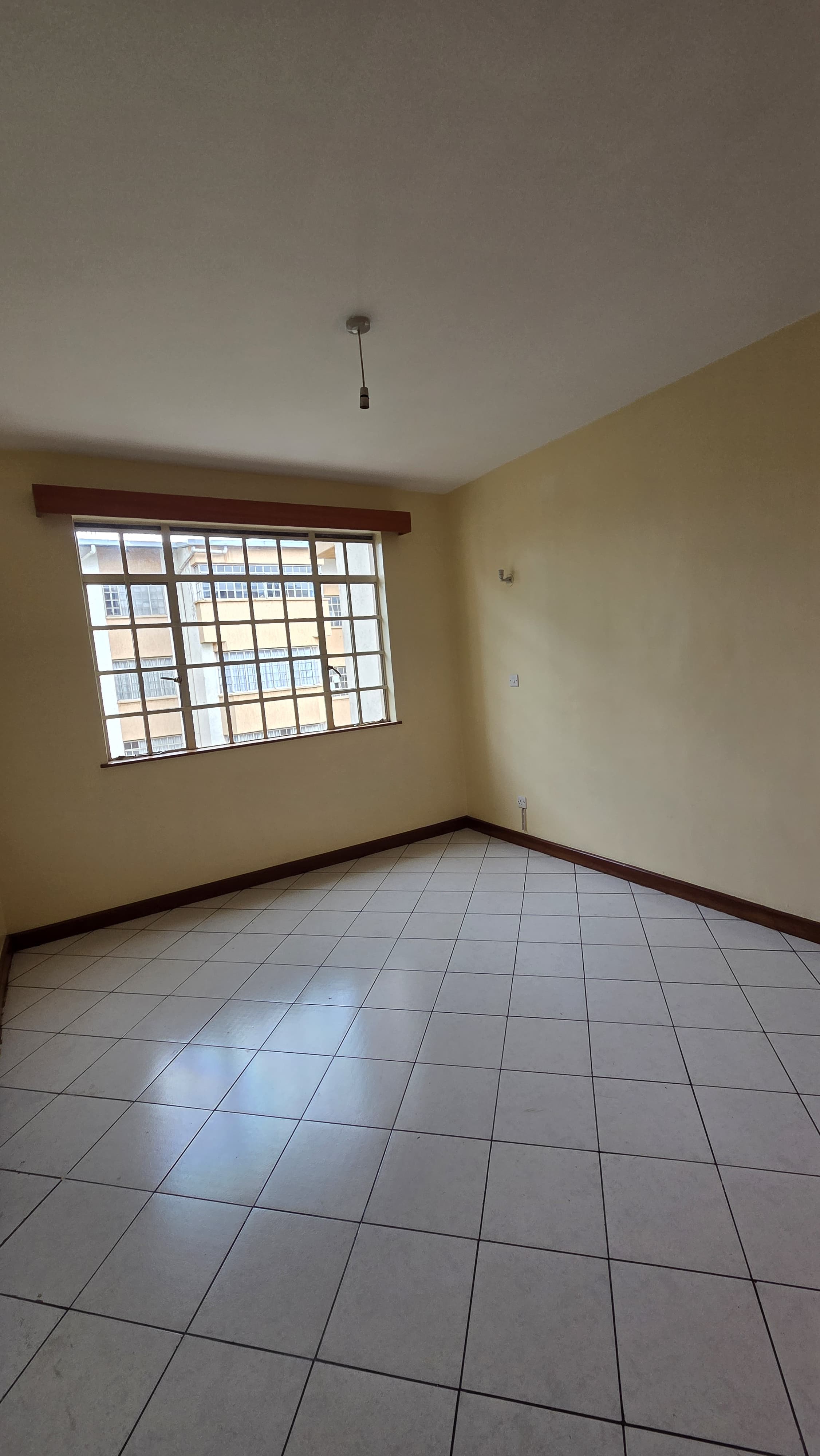 renting--Apartment_Address-Parklands__Nairobi__Kenya_price-90000_Beds-3_Baths-2-152-17