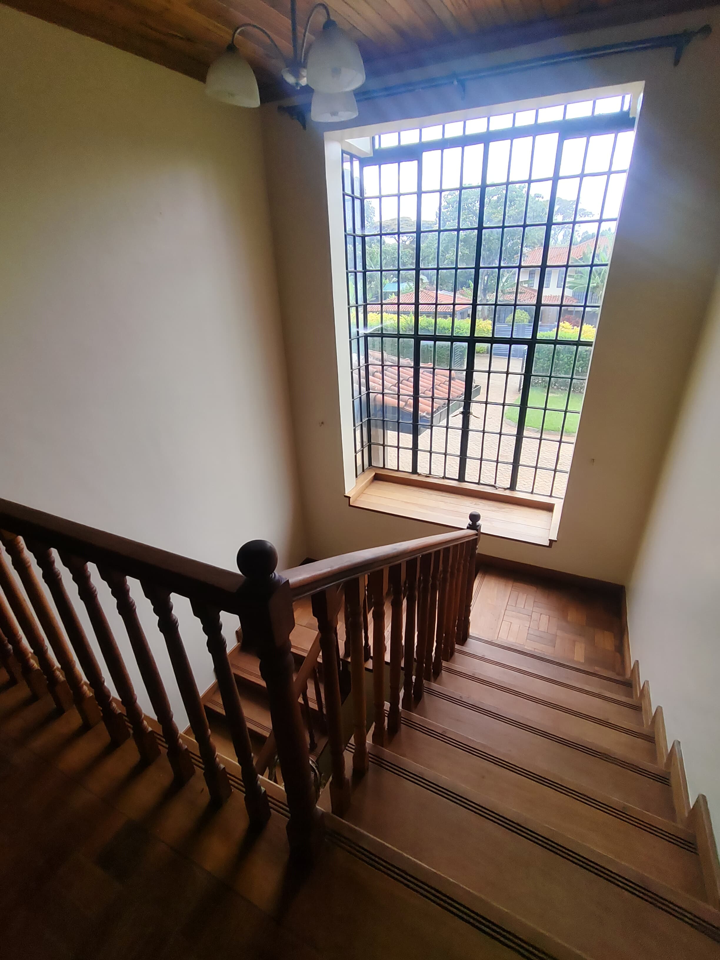 house-on-sale-4_Bedroom_plus_DSQ_Villa_for_sale_in_Karen_Kes_85M-Villa_Address-Karen__Nairobi__Kenya_price-85000000_Beds-4_Baths-5110_22-7