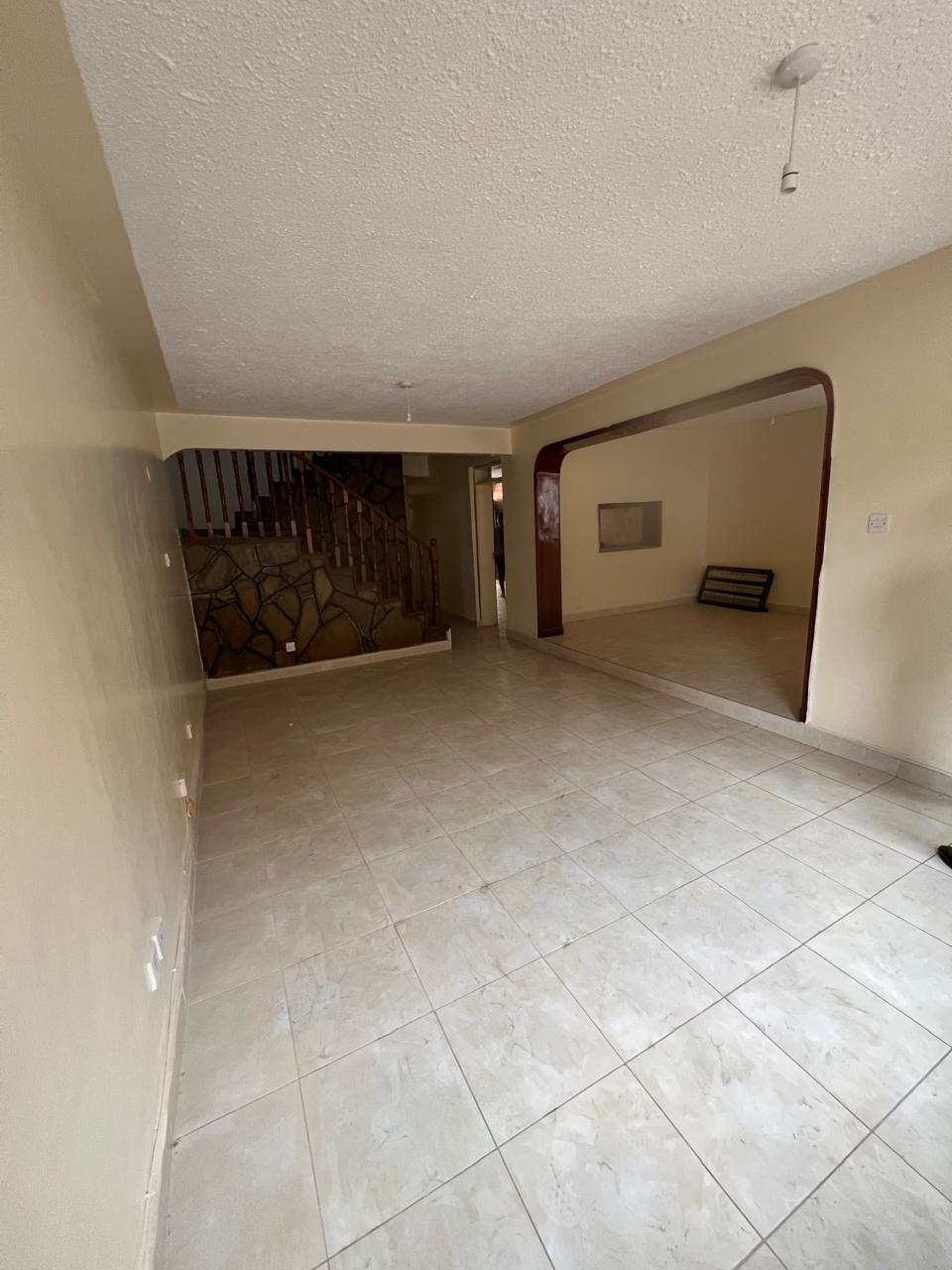 renting--Townhouse_Address-Kileleshwa_Estate__Nairobi__Kenya_price-150000_Beds-4_Baths-4-142-0