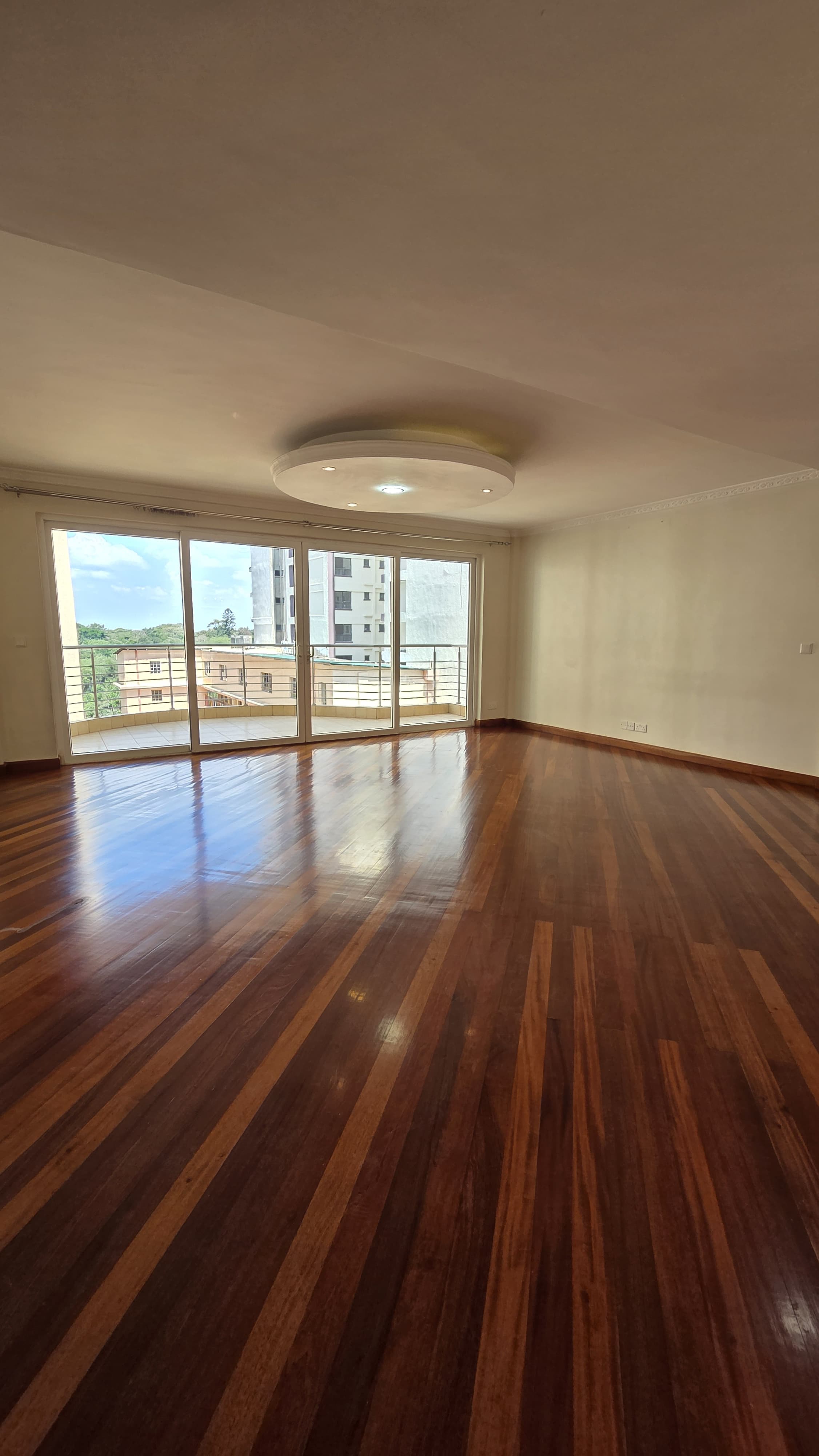 renting--Apartment_Address-Parklands__Nairobi__Kenya_price-175000_Beds-3_Baths-3-104-0