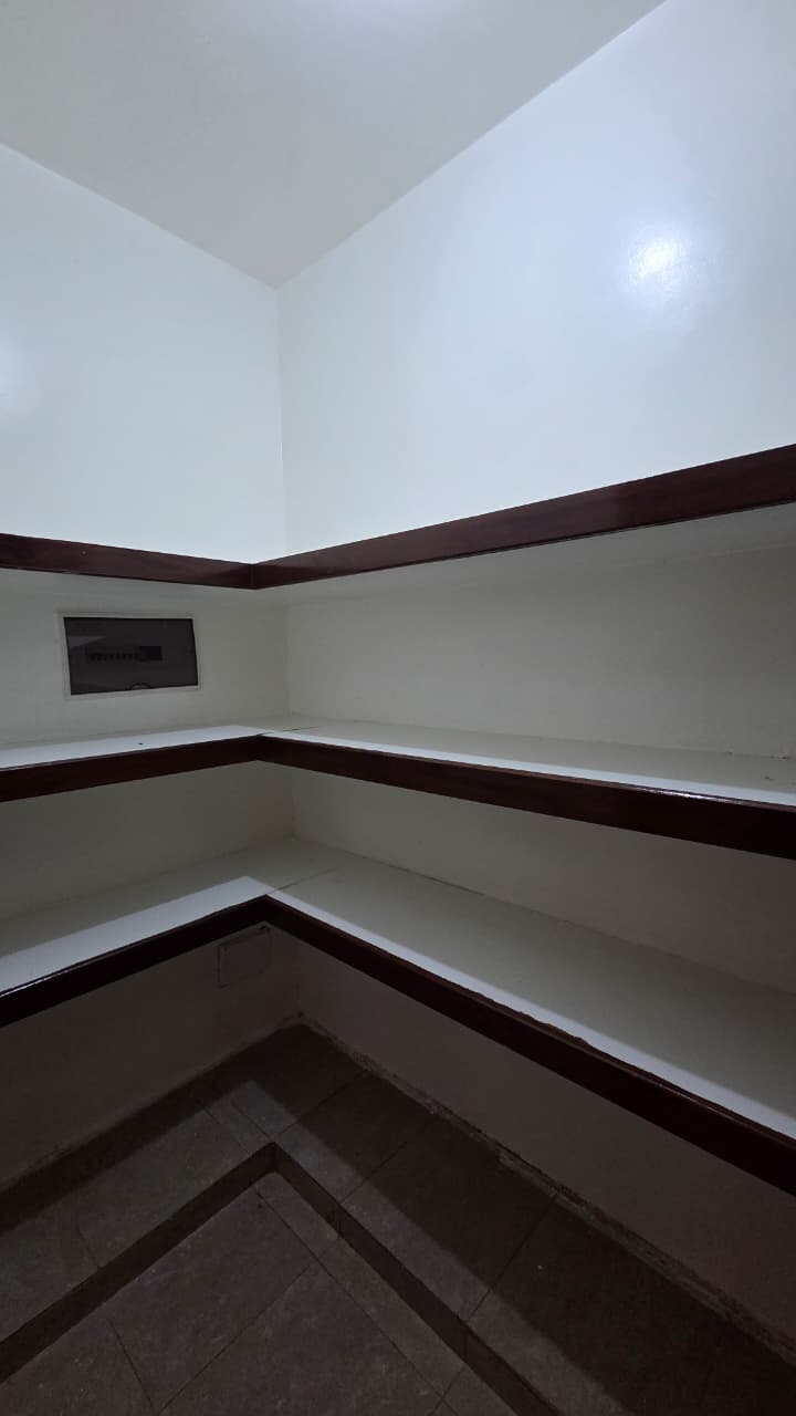 renting--Apartment_Address-Parklands__Nairobi__Kenya_price-105000_Beds-3_Baths-2-154-3