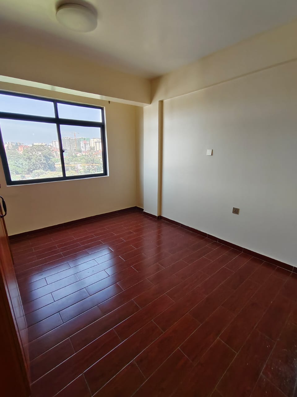 house-on-sale-Kileleshwa_3_Bedroom_apartment_for_sale_Kes_13M-Apartment_Address-Kileleshwa__Nairobi__Kenya_price-13000000_Beds-3_Baths-31310_41-2