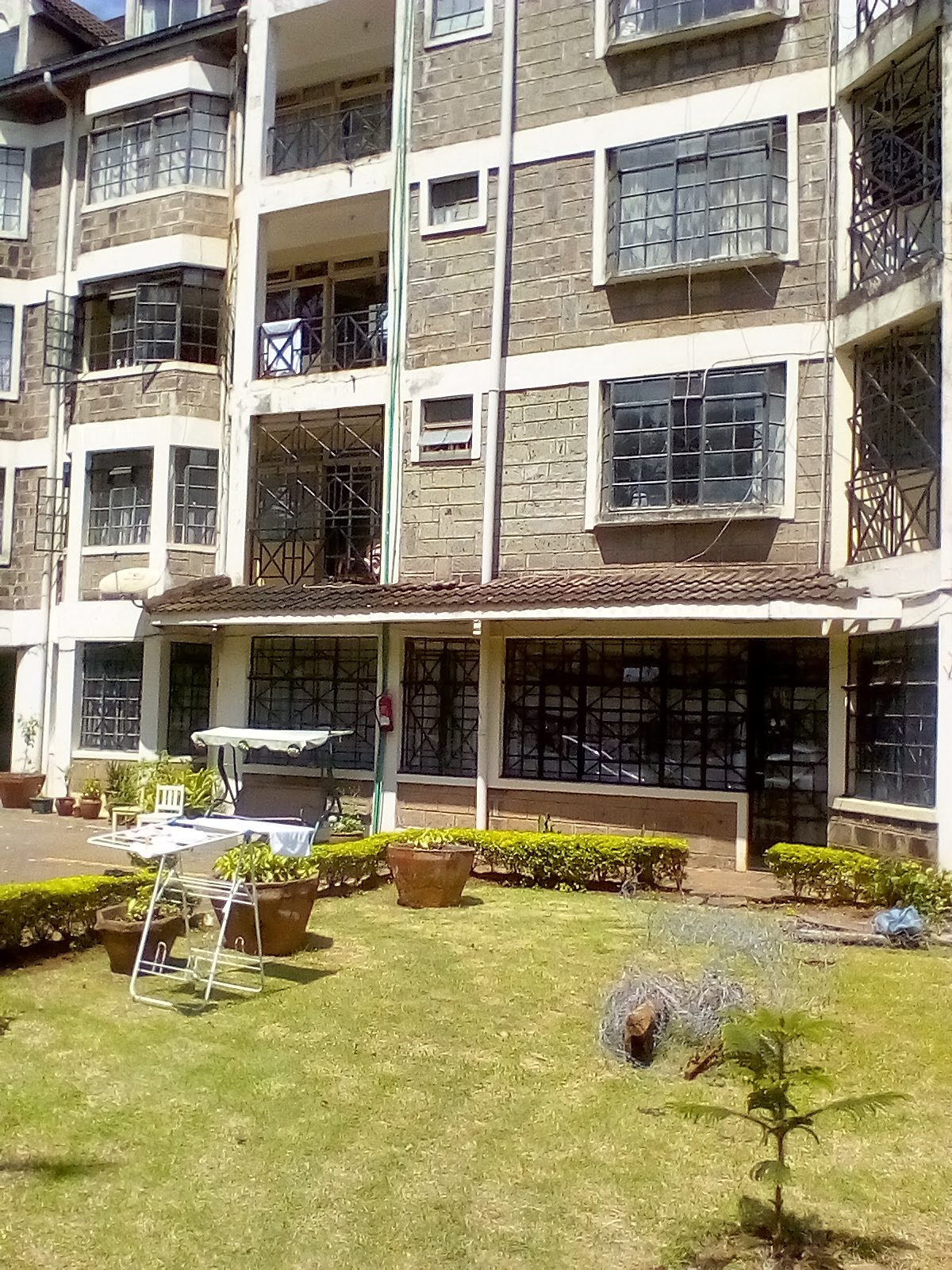 renting-3_Bedrooms_Apartment_VIP_Location__5_Mins_to_Sarit__Westgate-apartment_Address-Brookside_Grove__Nairobi__Kenya_price-70000_Beds-3_Baths-3-103